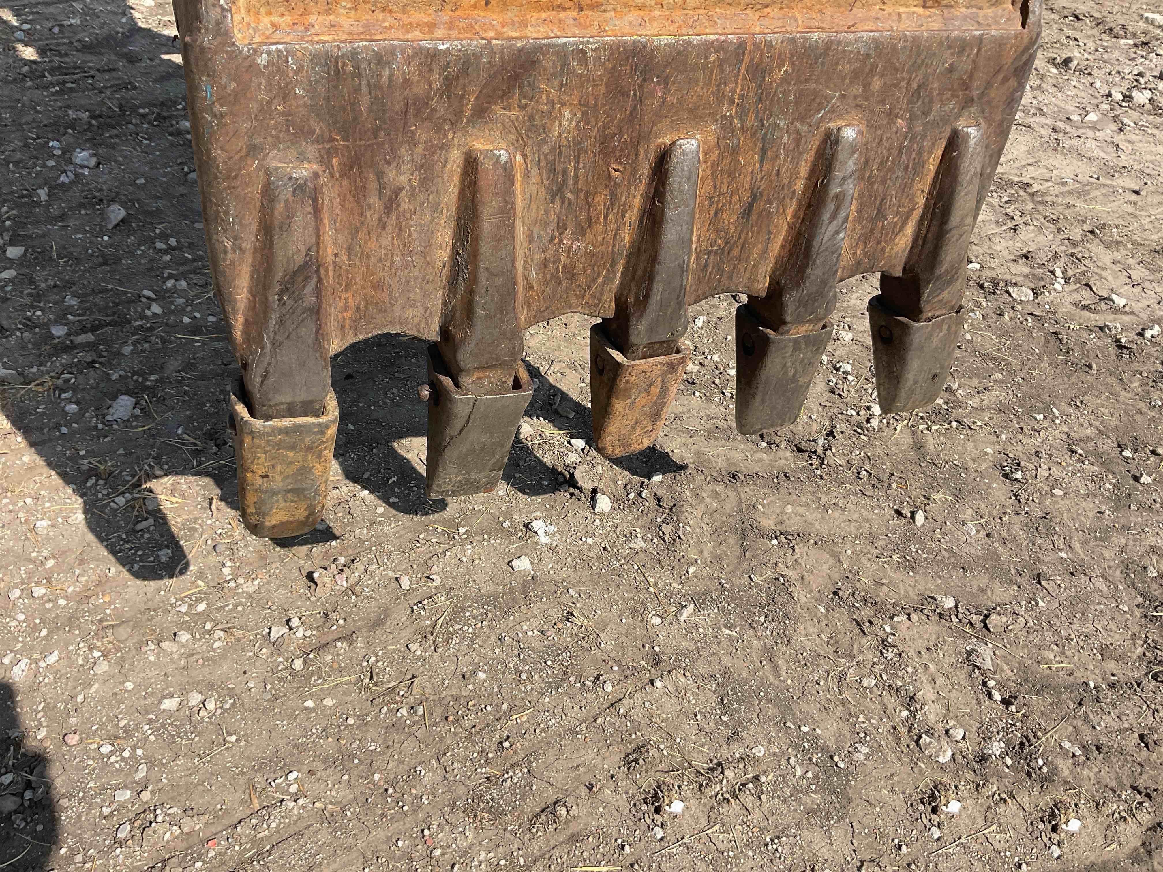 gallery 2004 Caterpillar 320CLU Excavator