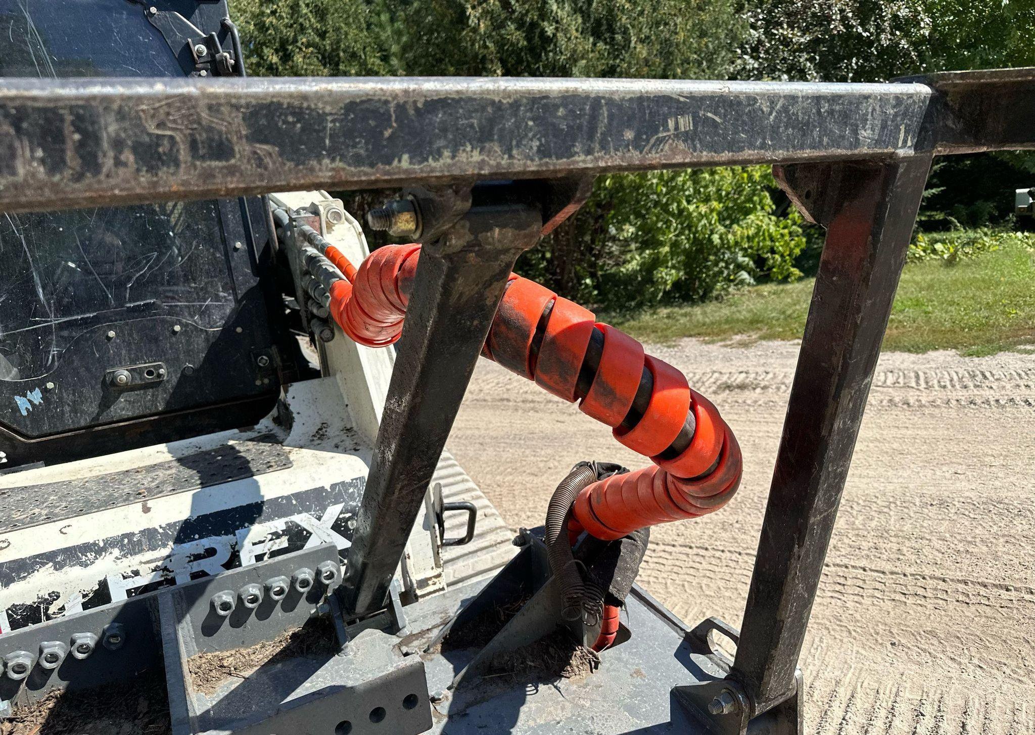 gallery 2015 Terex PT-110 tracked skid steer loader