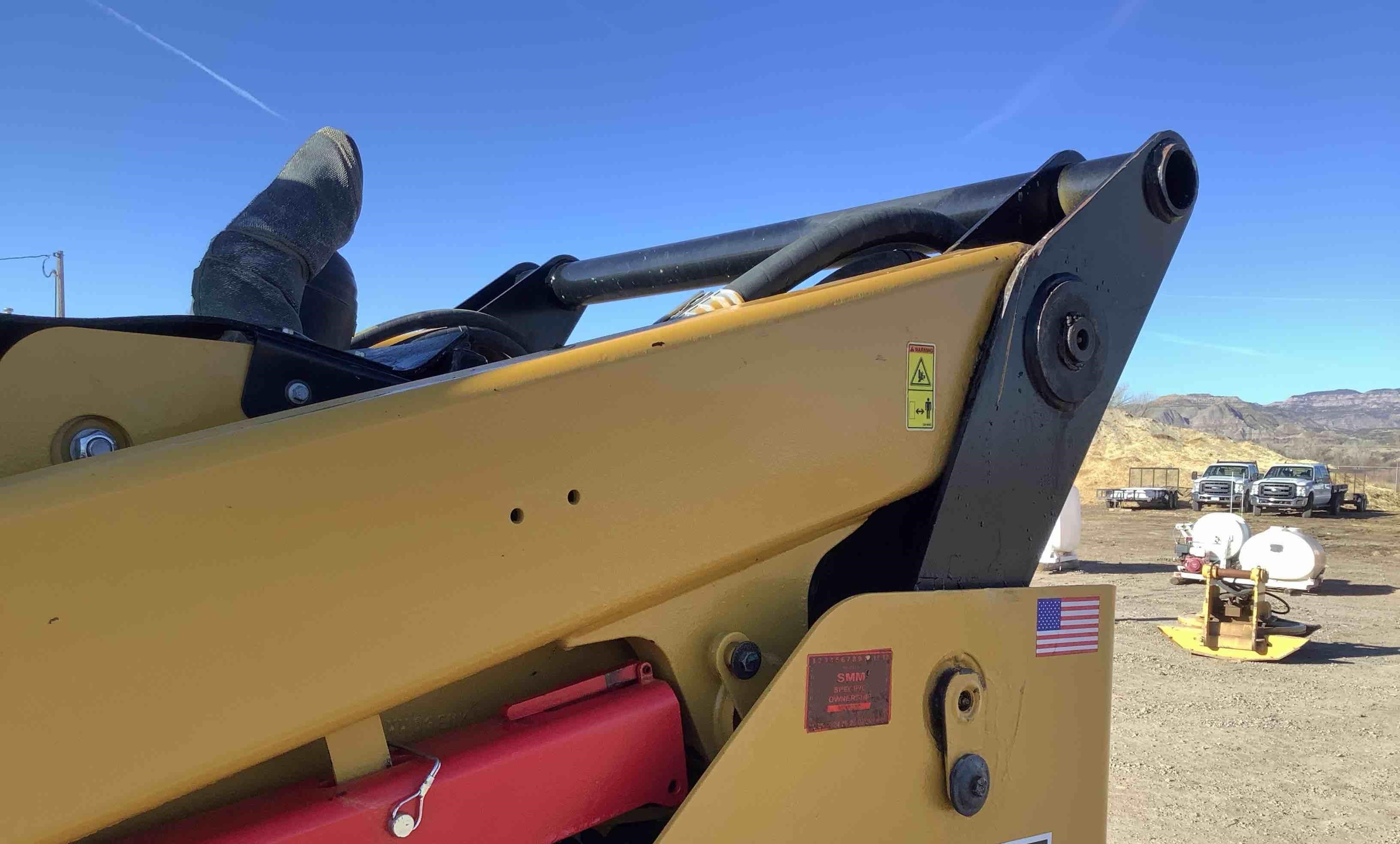 gallery 2019 Caterpillar 299D2 XHP Compact Track Loader