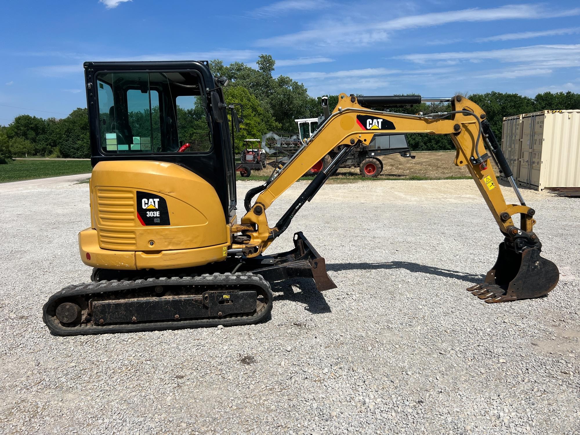 gallery 2016 Caterpillar 303E Mini Excavator