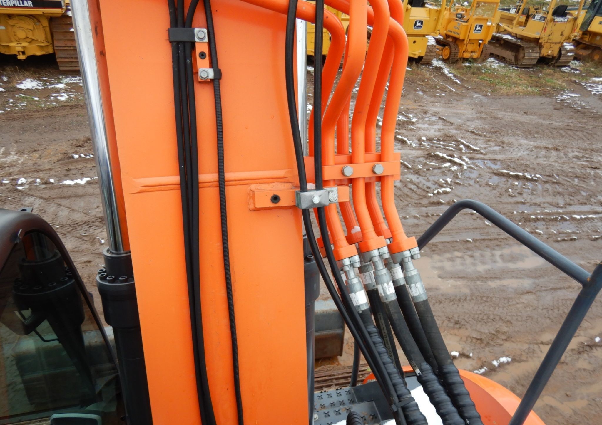 gallery 2014 Doosan DX140LCR excavator
