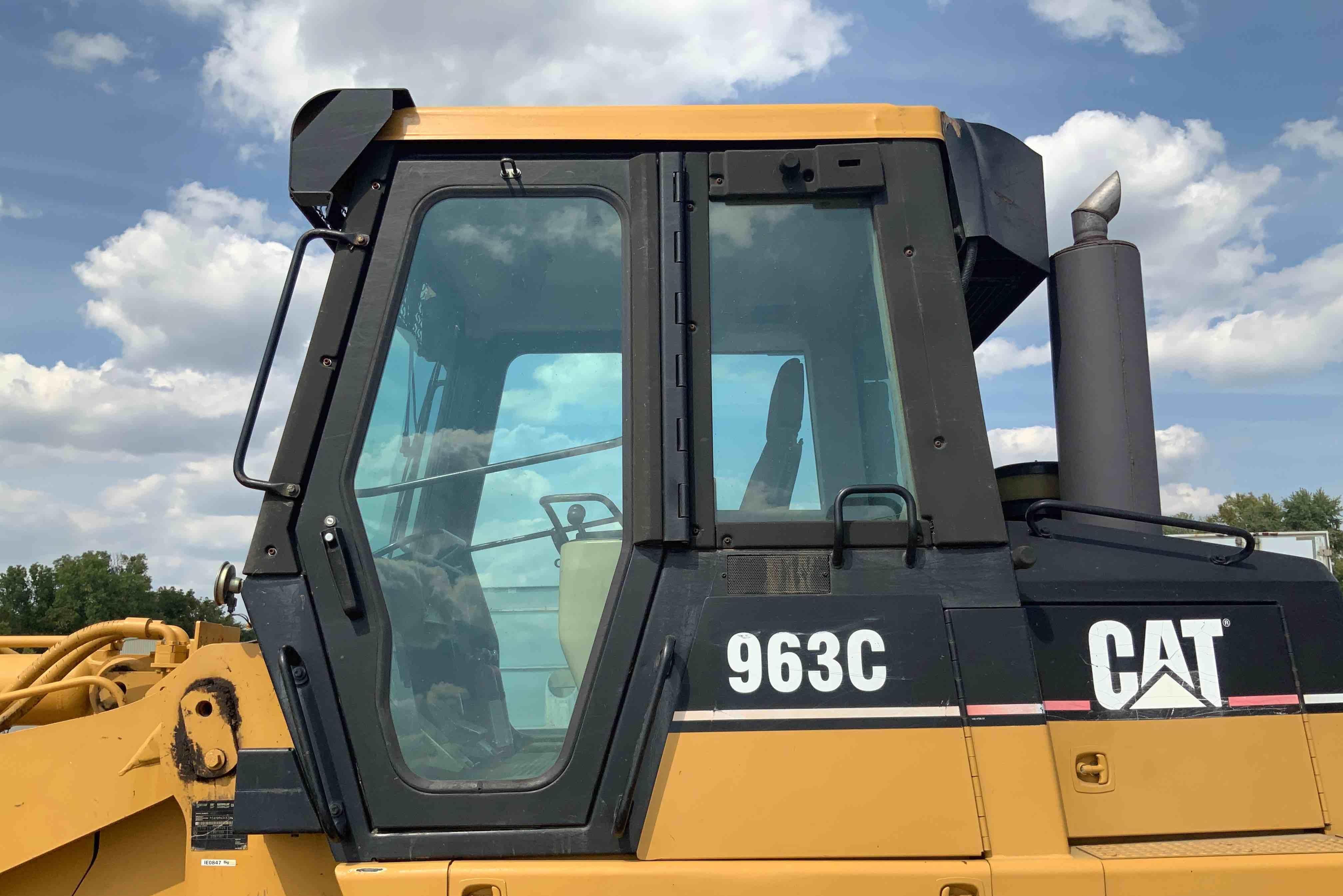 gallery 2002 Caterpillar 963C Track Loader