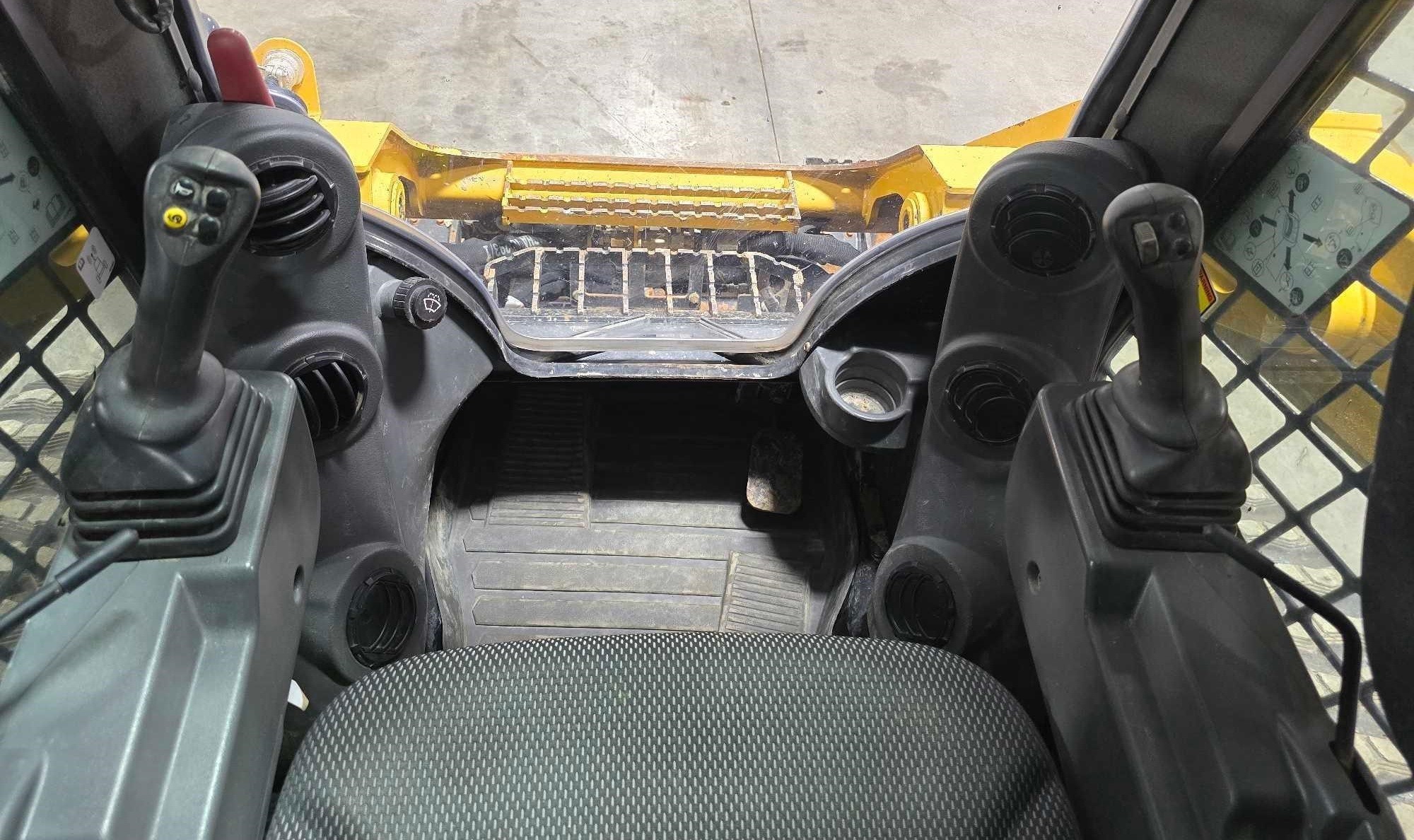 gallery 2020 Caterpillar 289D3 skid steer