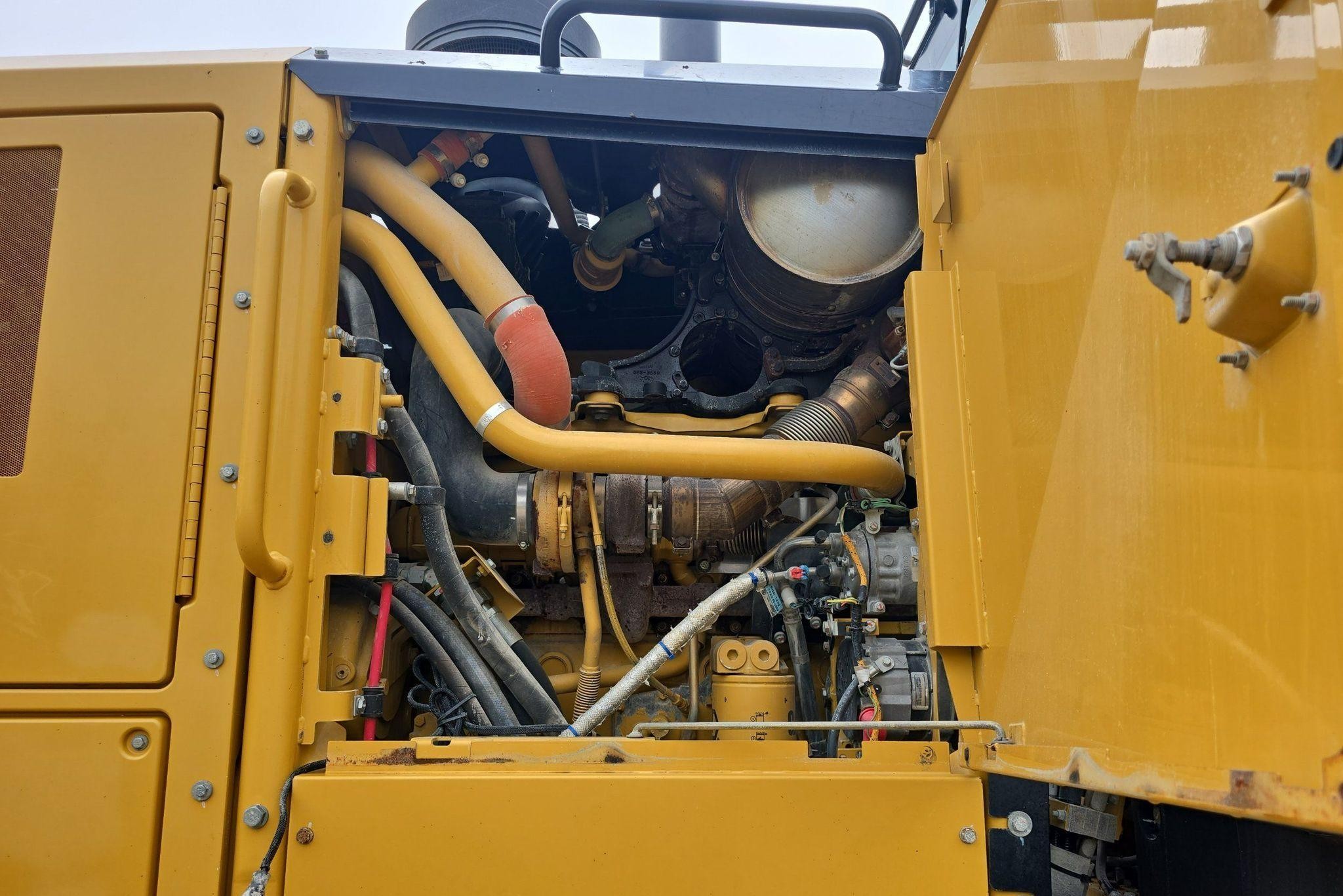 gallery 2012 Caterpillar 140M2 motor grader