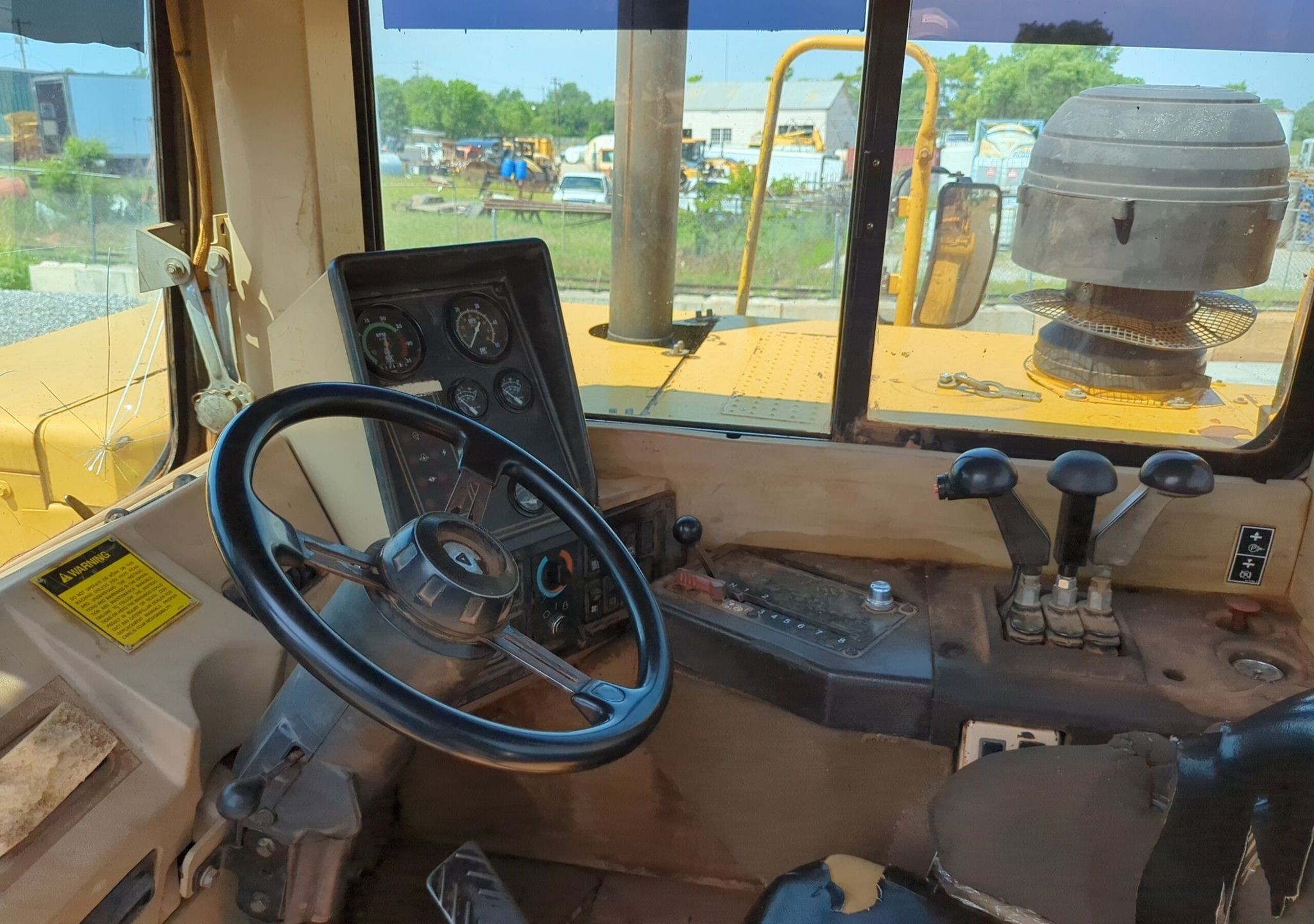 gallery 1995 Caterpillar 623F Elevating Scraper