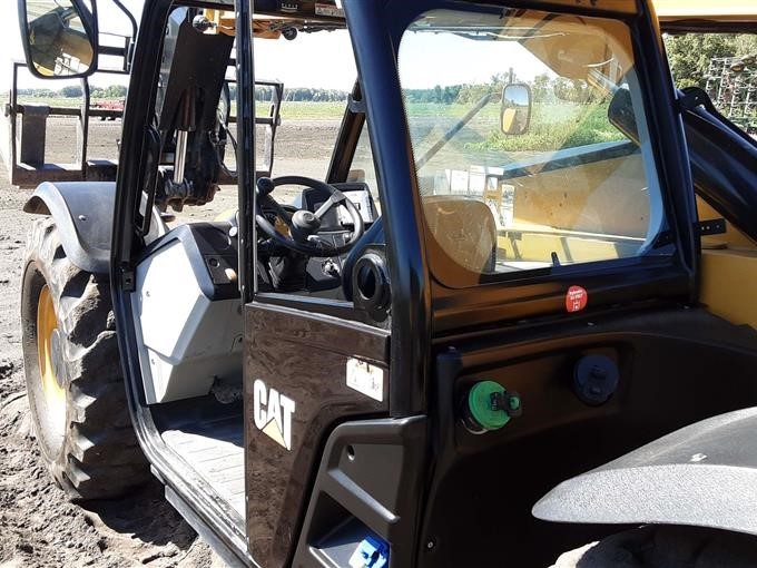 gallery 2016 Caterpillar TL943D 4x4x4 Telehandler