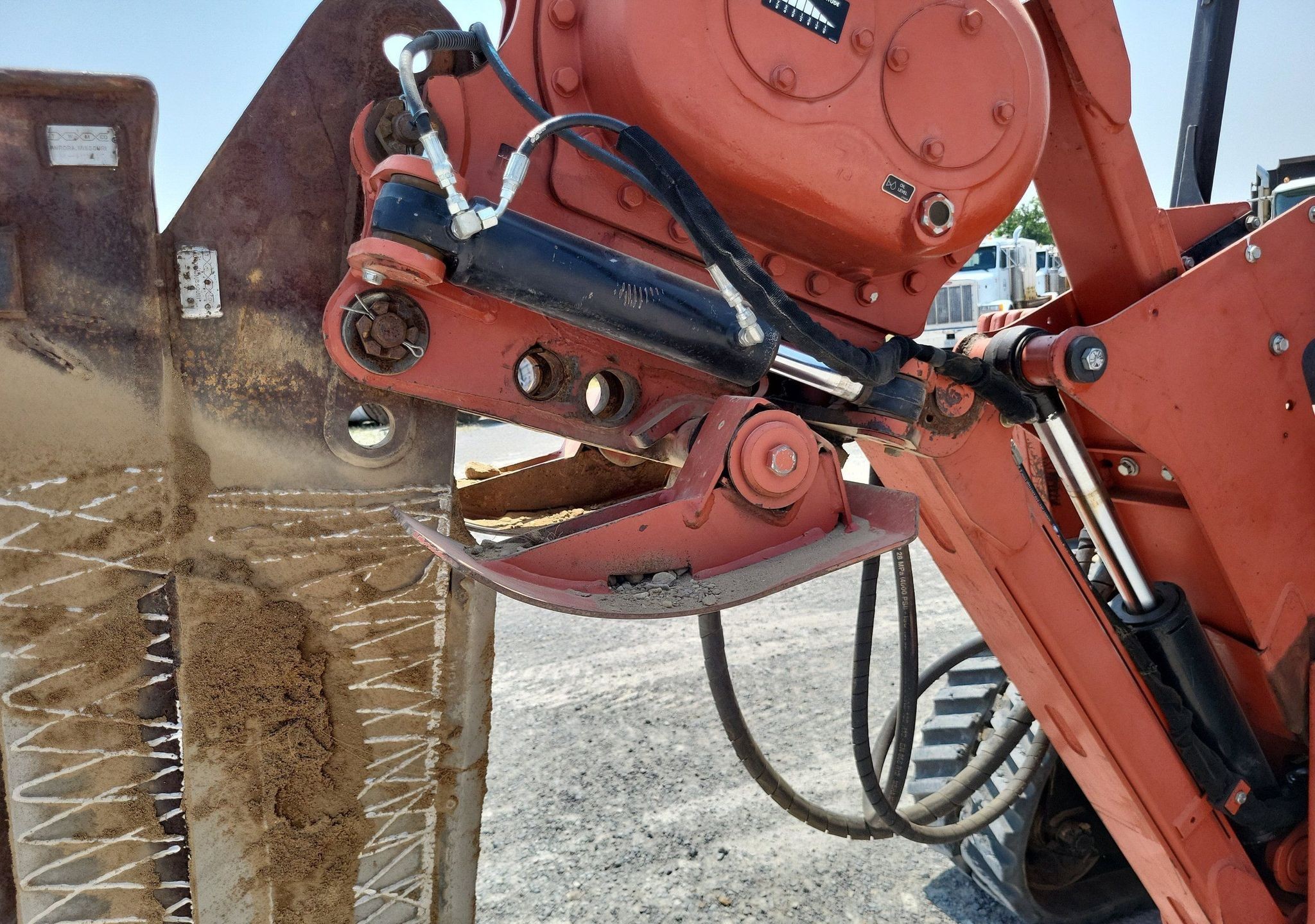 gallery 2012 Ditch Witch RT120 Quad vibratory cable plow