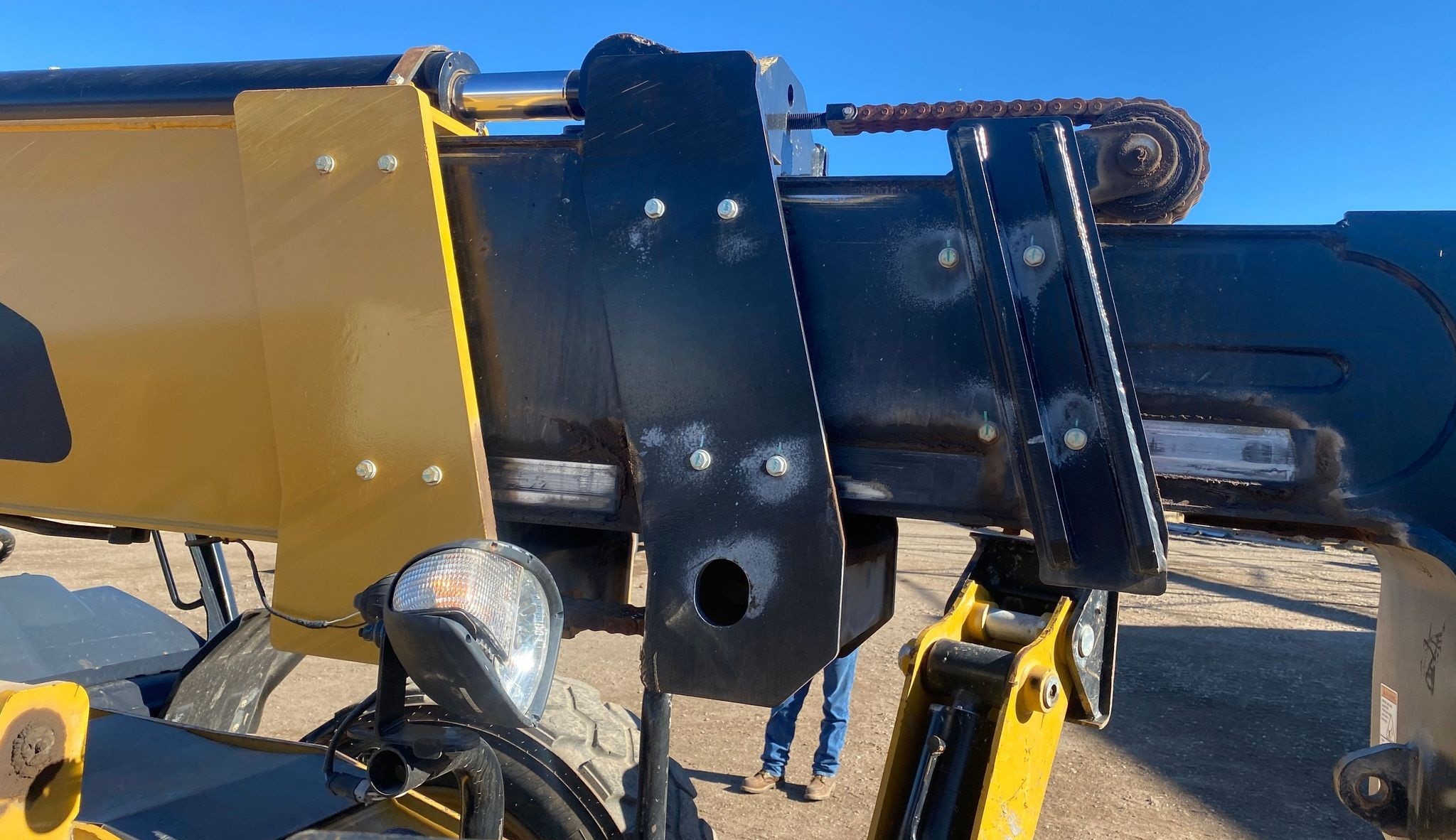 gallery 2017 Caterpillar TL1055D telehandler