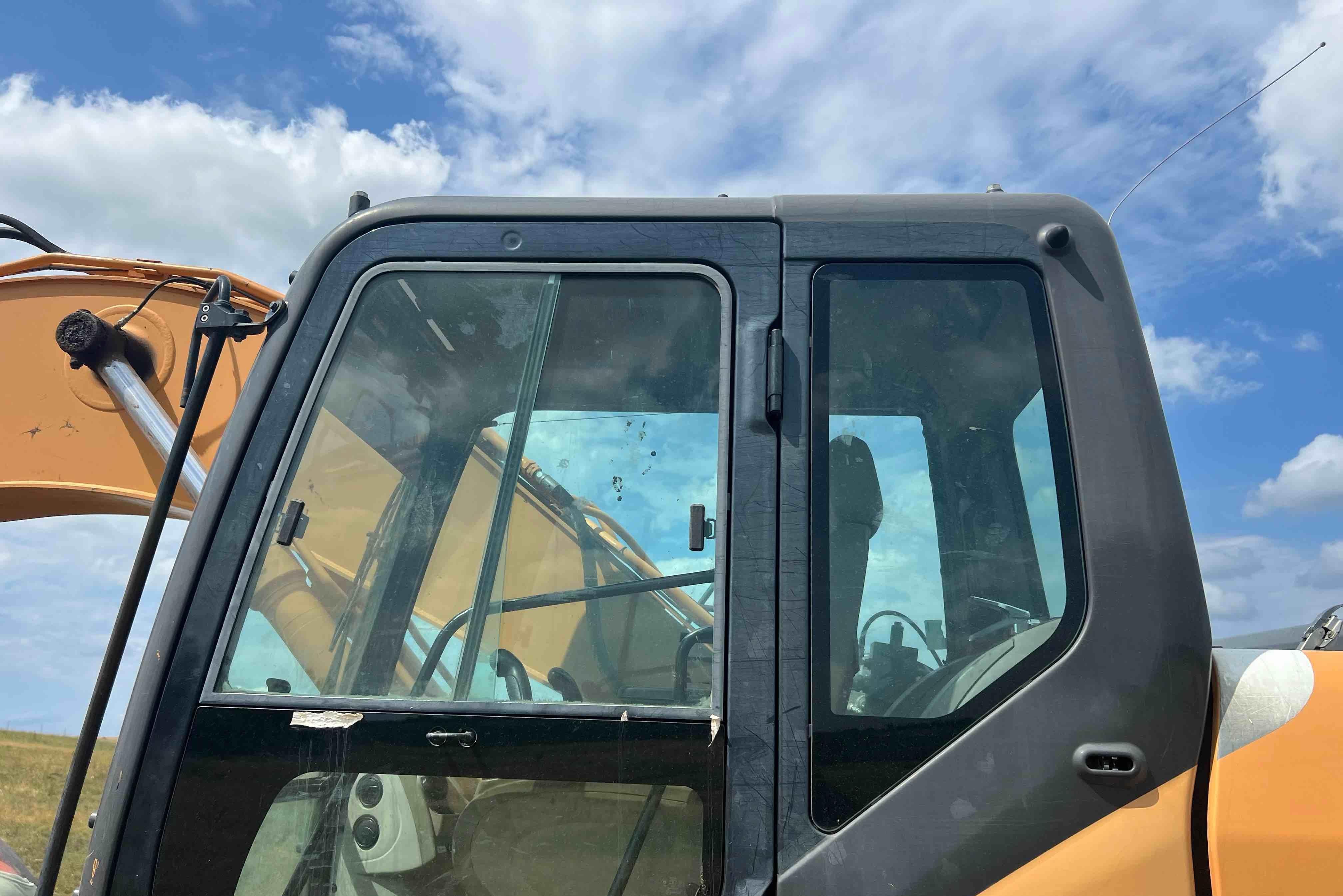 gallery 2012 Case CX210B Excavator