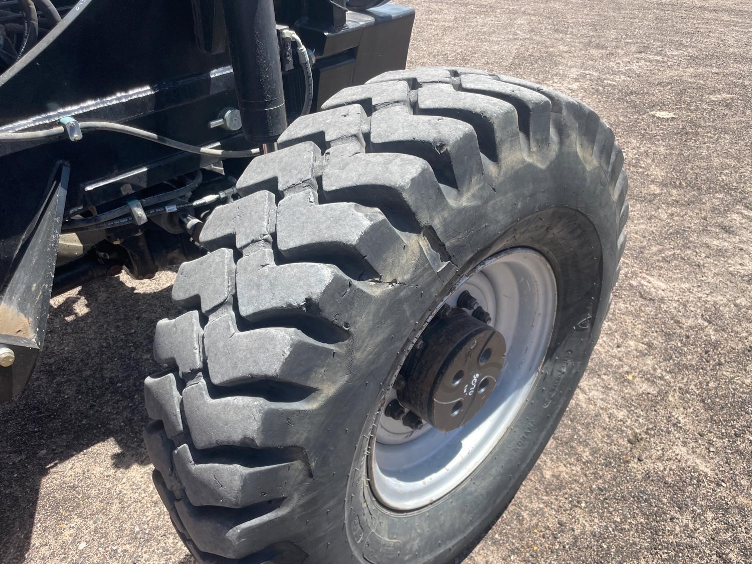 gallery 2013 JLG G1055A 4x4x4
