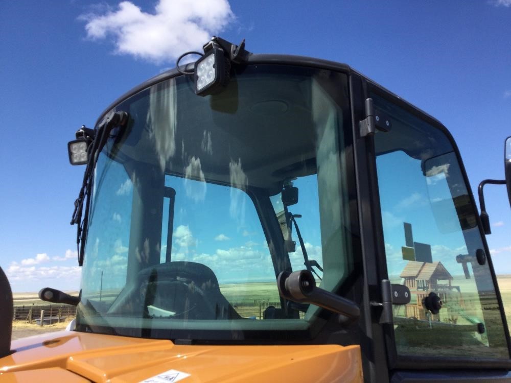 gallery 2018 Case 221F Wheel Loader