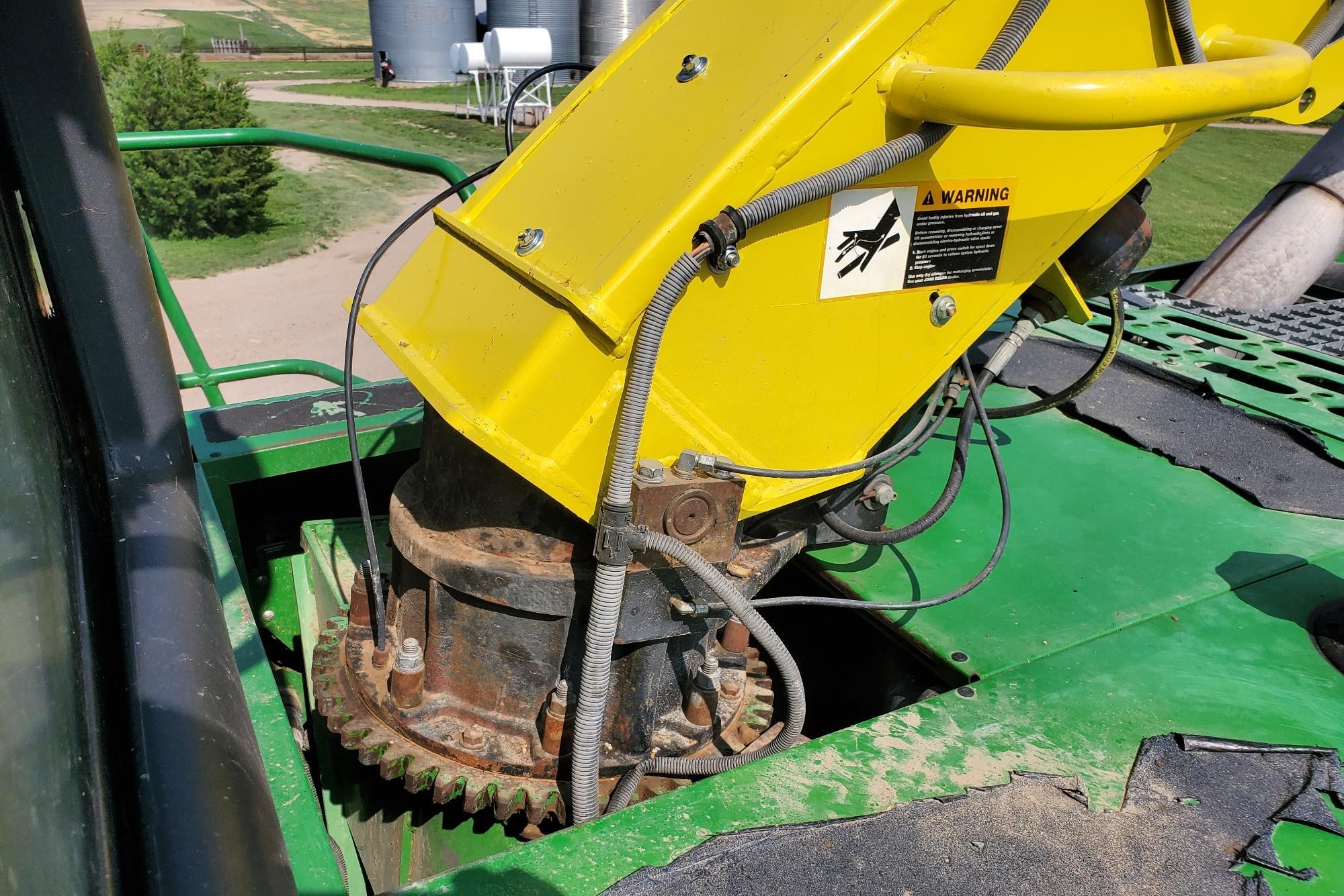 gallery 2015 John Deere 7980 Self-Propelled Forage Harvester