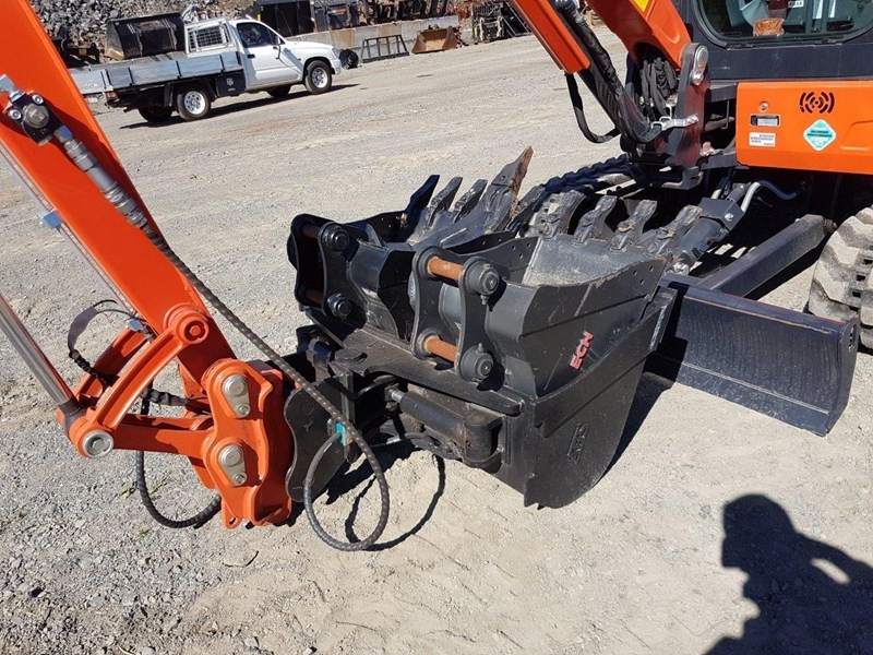 gallery 2017 KUBOTA U35-4R3