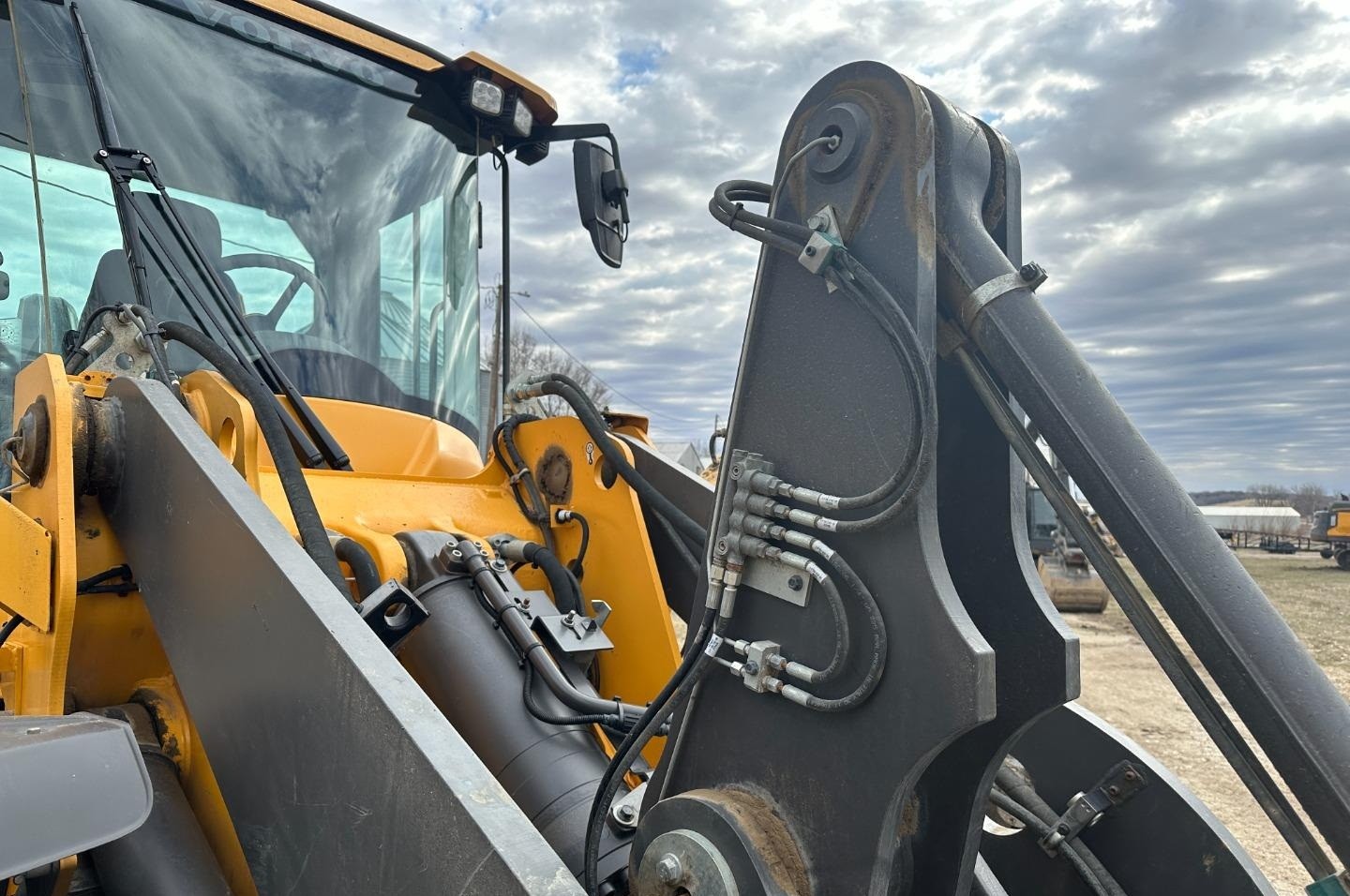 gallery 2018 Volvo L90H Wheel Loader