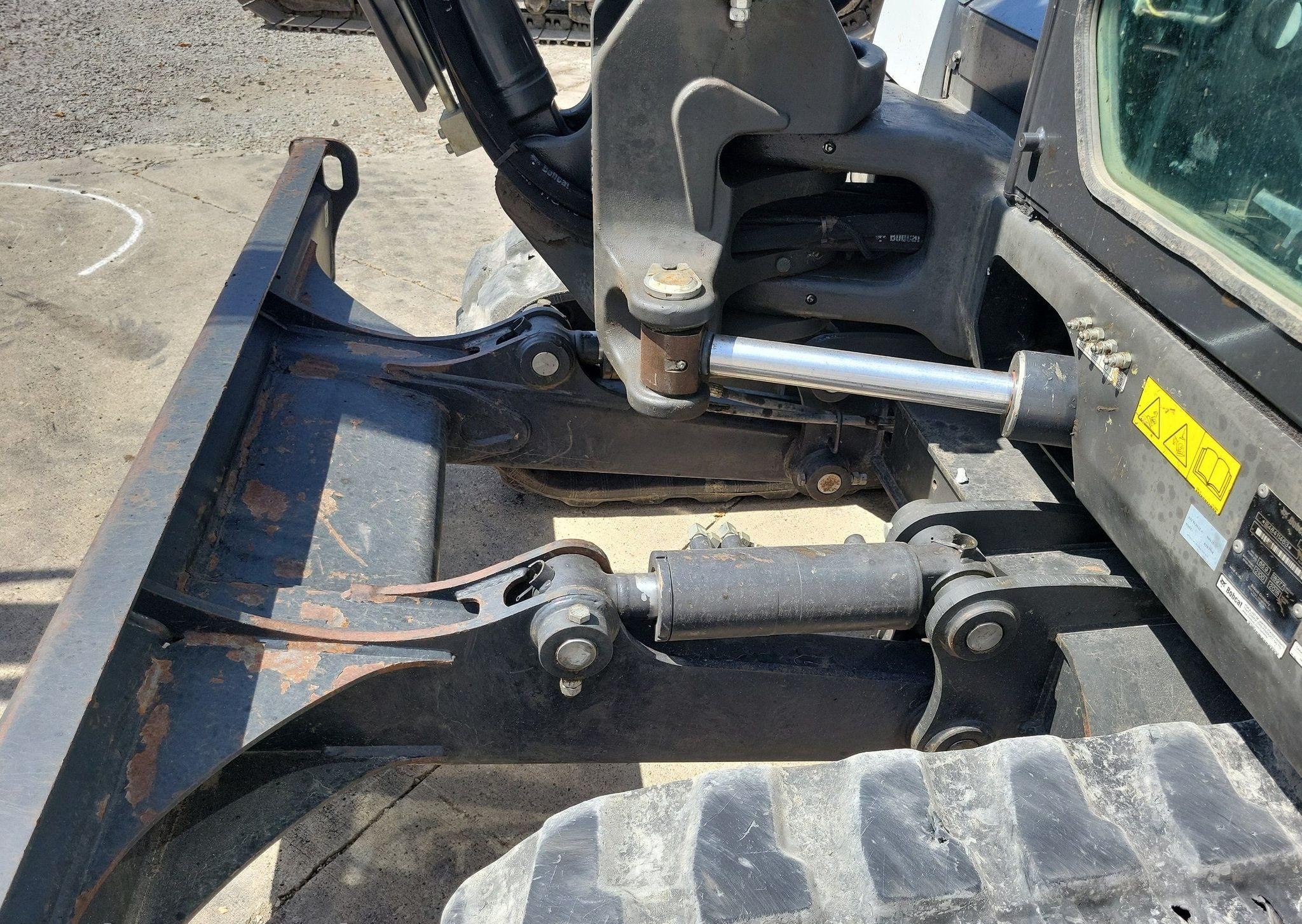gallery 2018 Bobcat E85 Mini Excavator