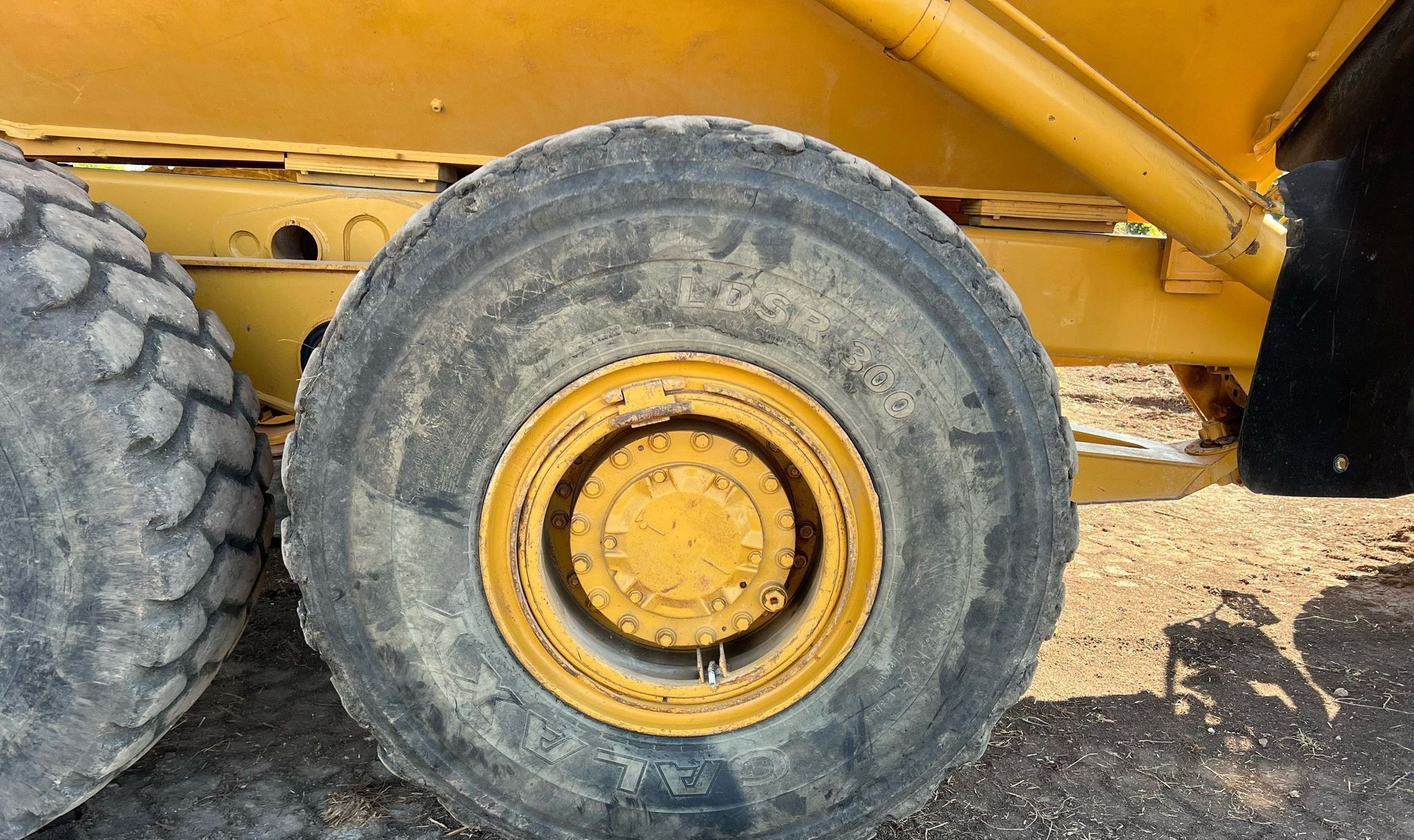 gallery 2002 Caterpillar 730 haul truck