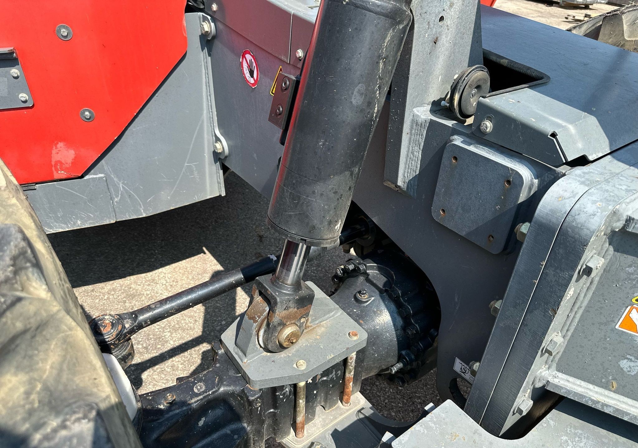 gallery 2018 Skyjack SJ1056 TH telehandler