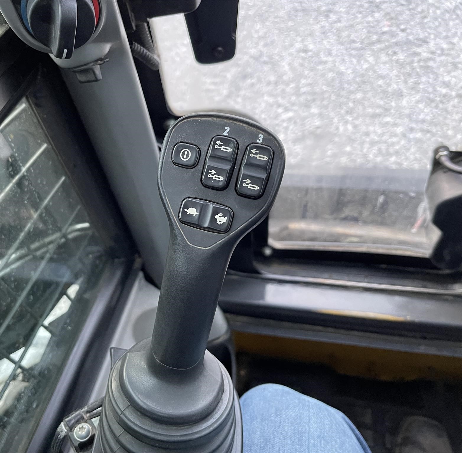 gallery 2020 New Holland C345 Skid Steer