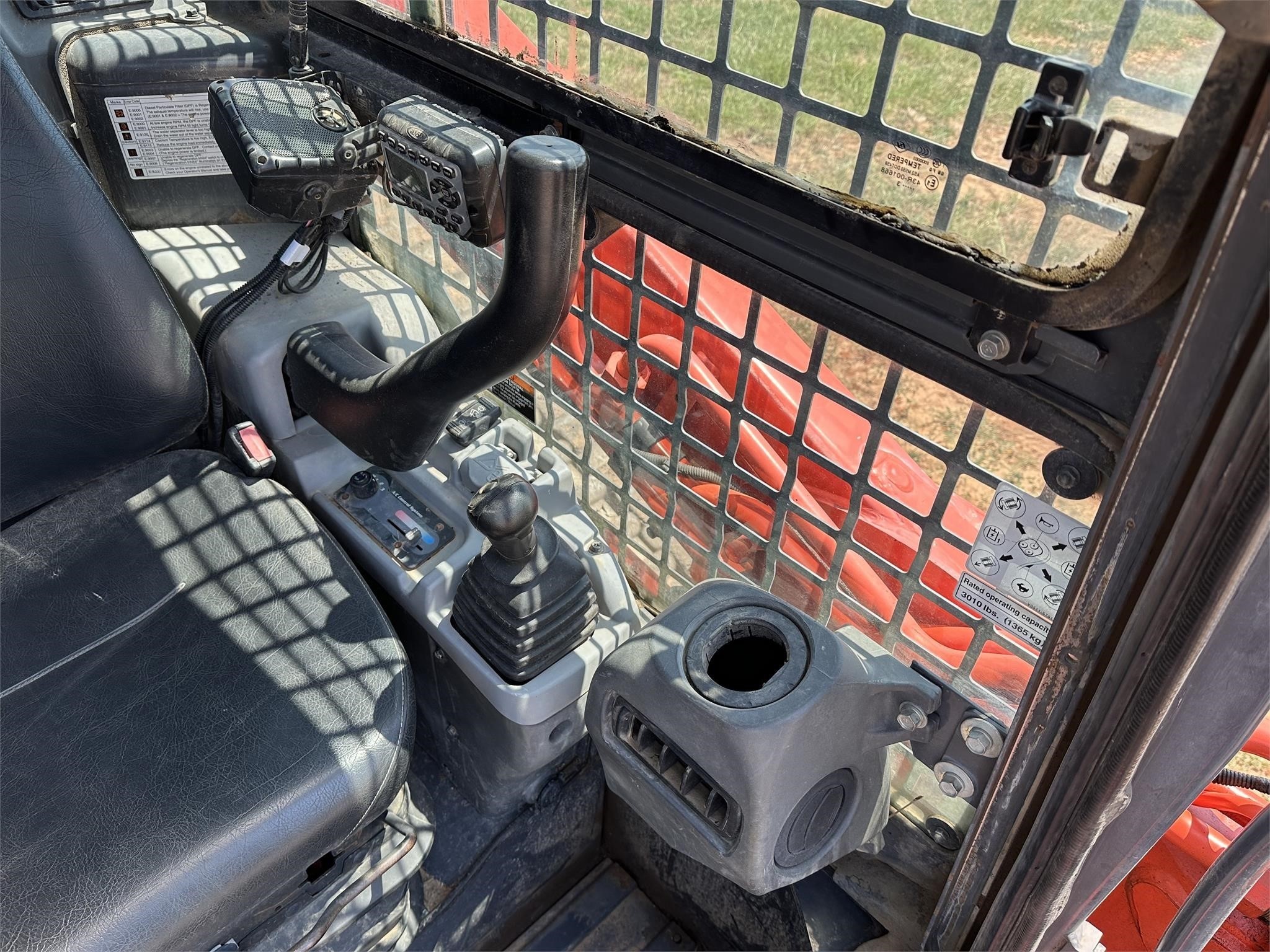 gallery 2016 Kubota SVL90-2 Skid Steer