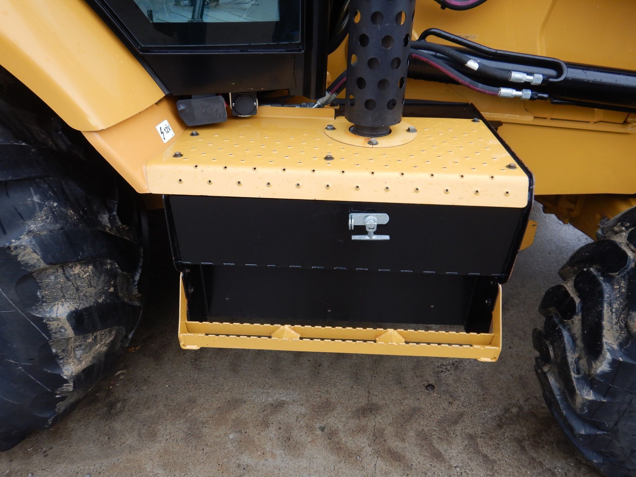 gallery 2014 Caterpillar 430F backhoe
