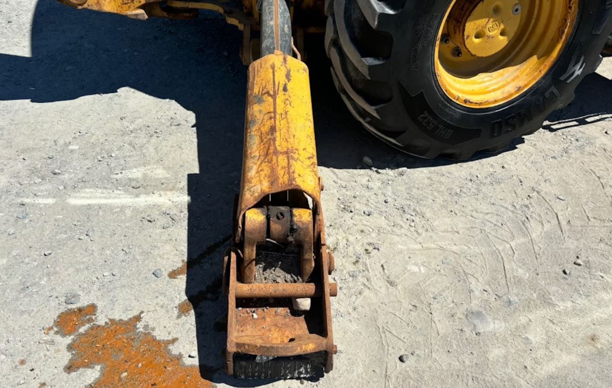 gallery 2016 Caterpillar 420F2 IT 4WD Backhoe