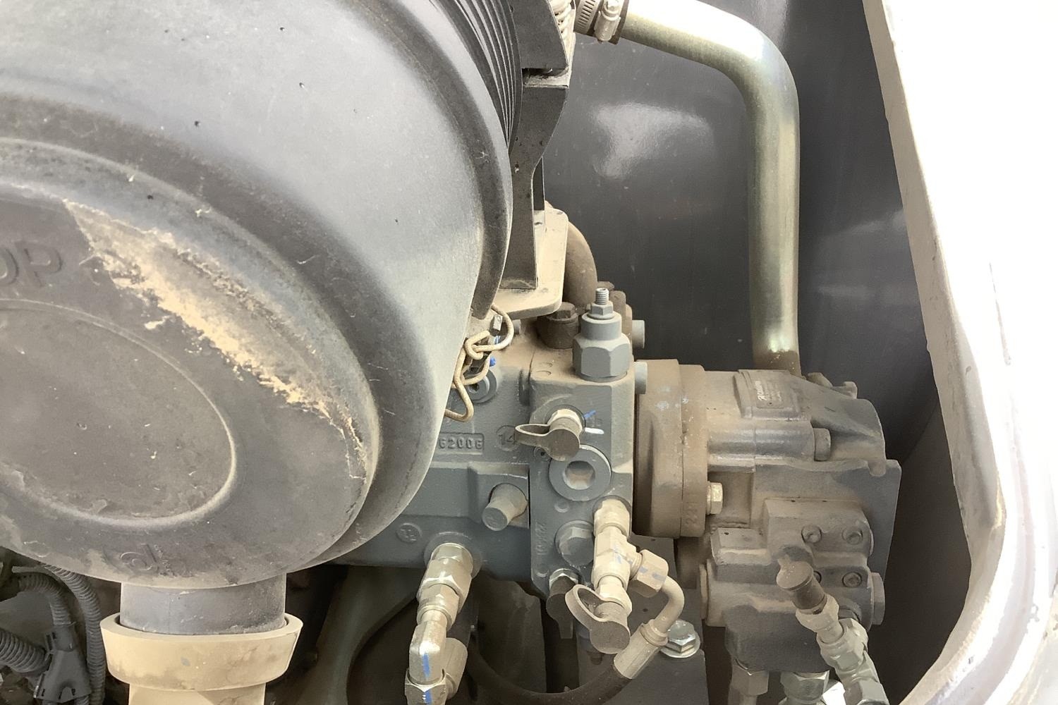 gallery 2021 Case 321F Wheel Loader