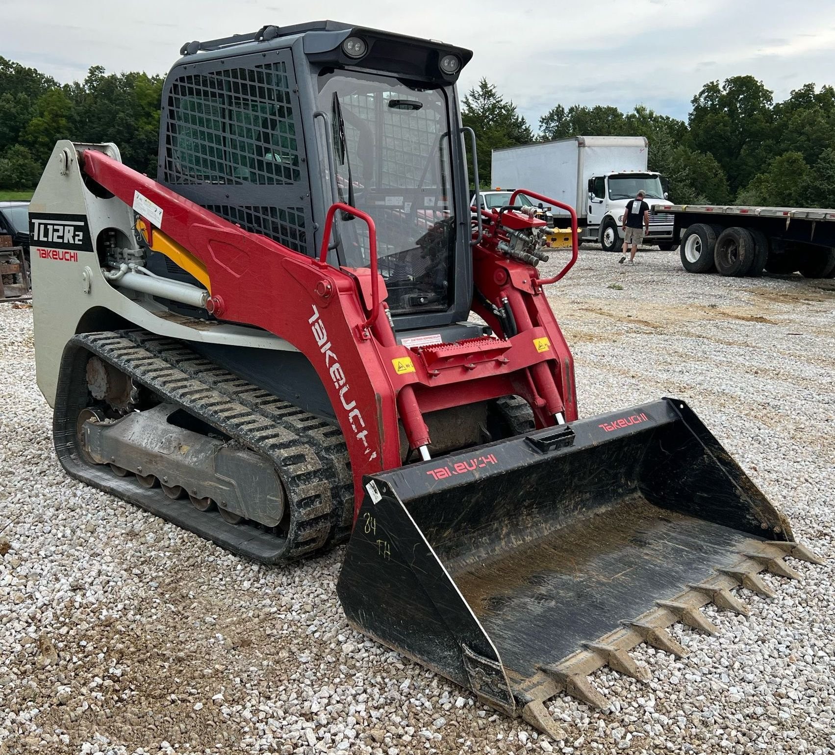 gallery 2020 Takeuchi TL12R2 tracked skid steer loader