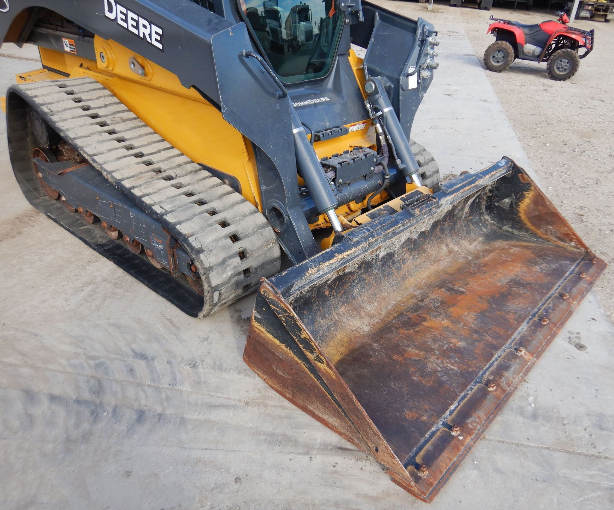 gallery 2020 John Deere 333G tracked skid steer loader