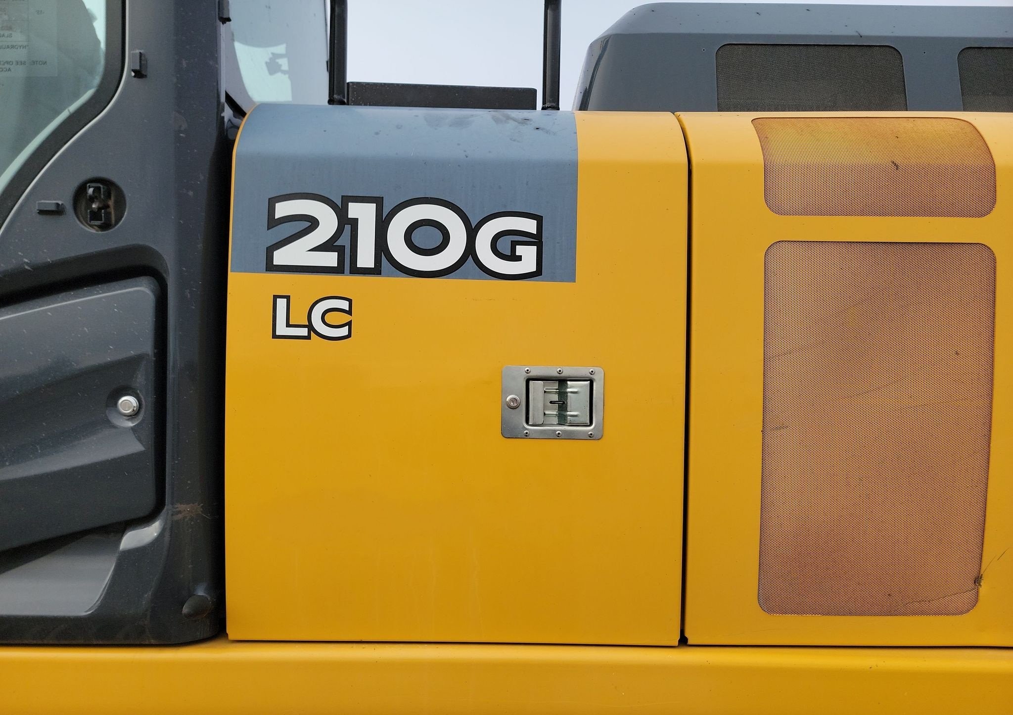 gallery 2018 John Deere 210G LC excavator