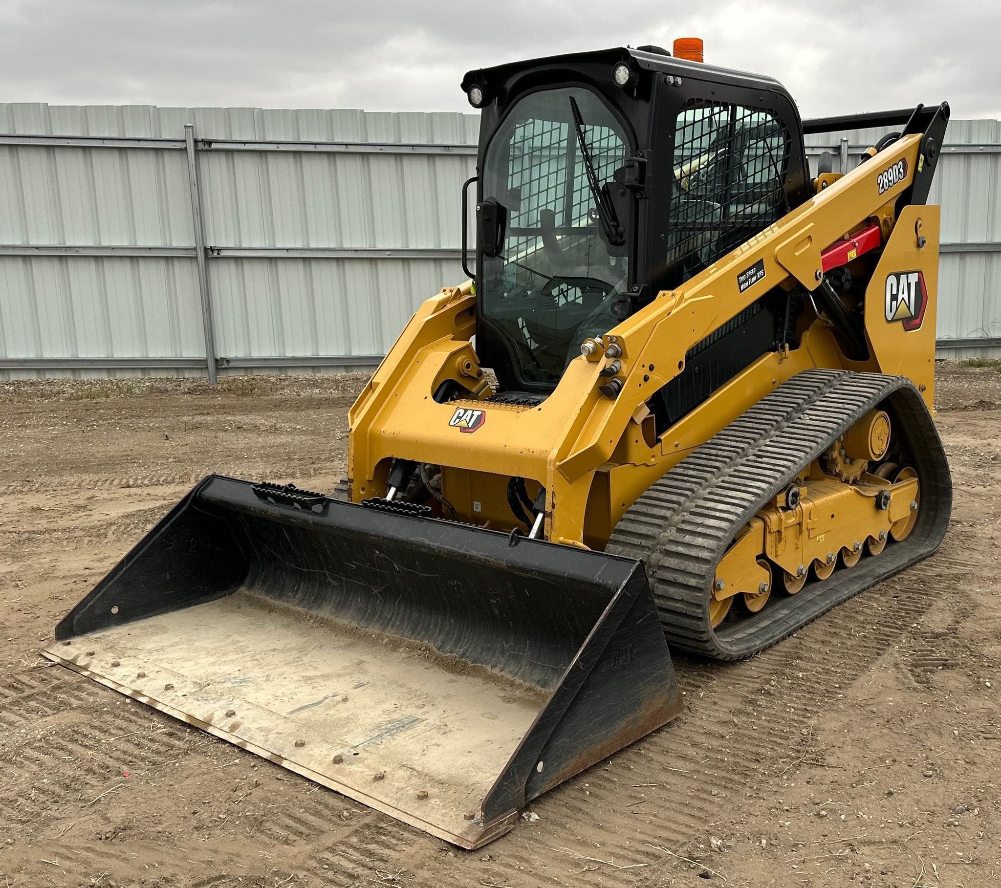 gallery 2022 Caterpillar 289D3 tracked skid steer loader
