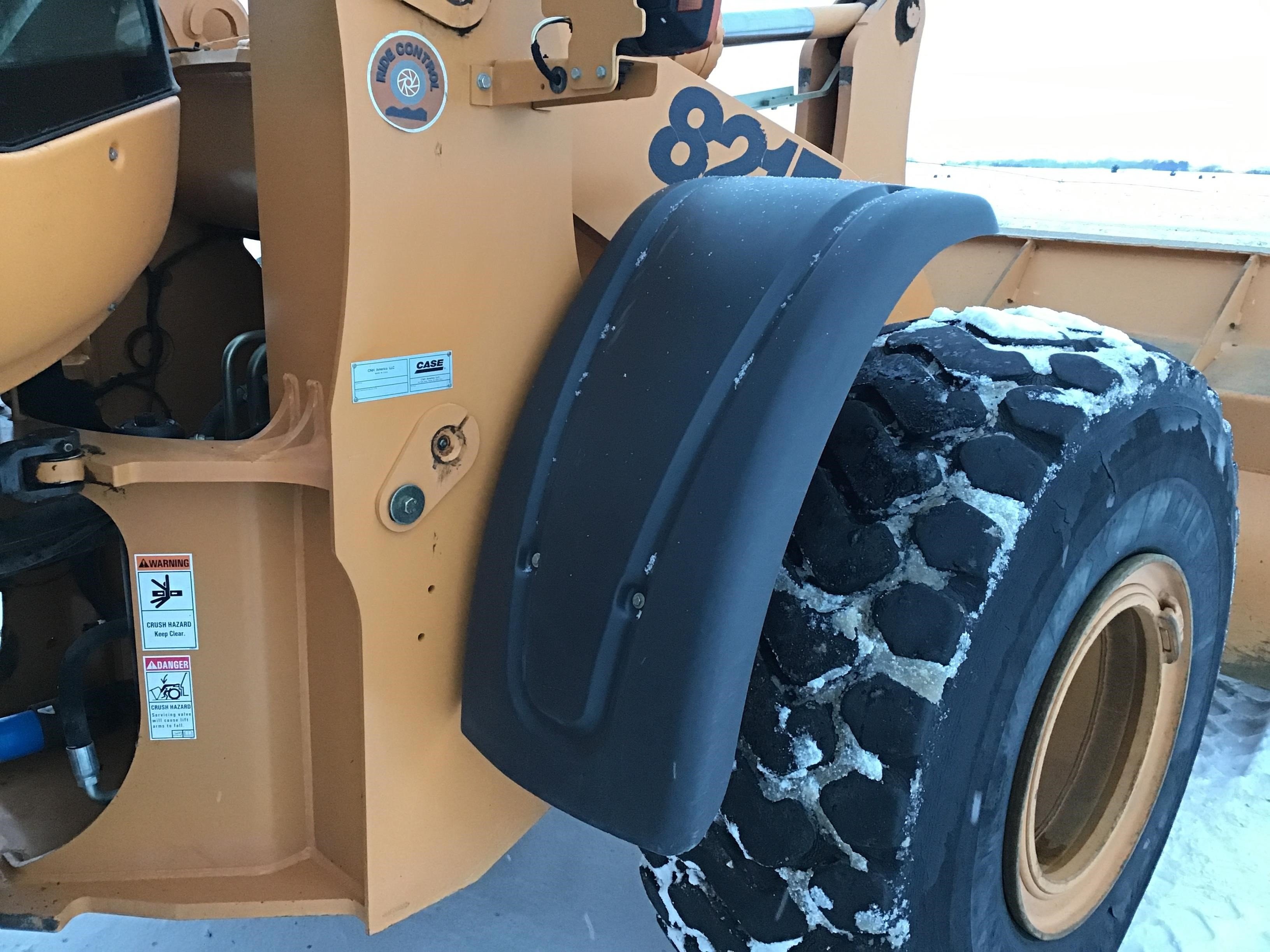 gallery 2010 Case 821E Wheel Loader
