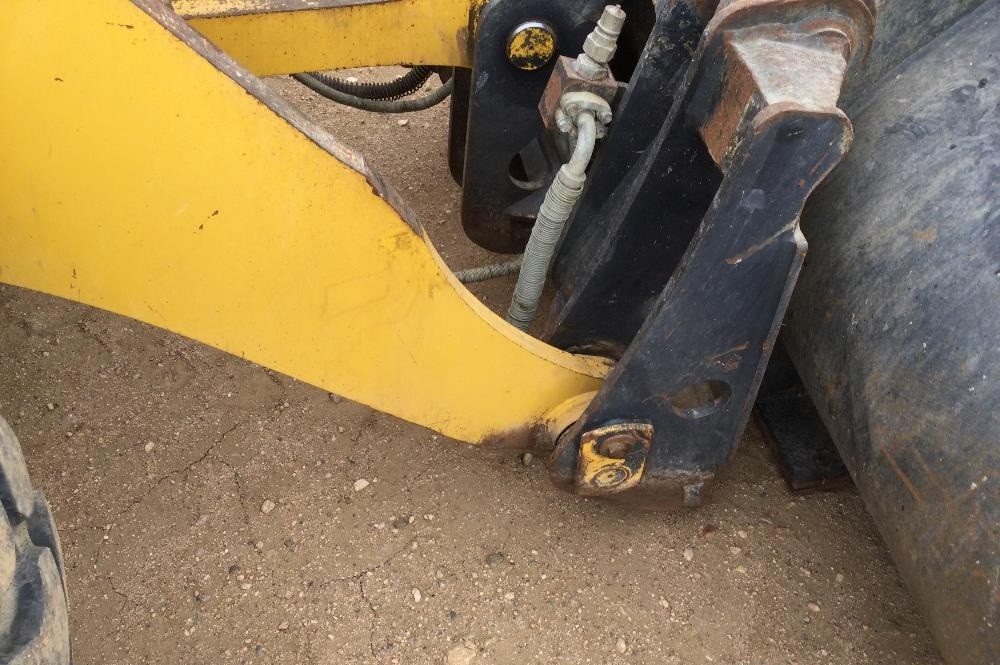 gallery 2018 Komatsu WA270-8 Wheel Loader