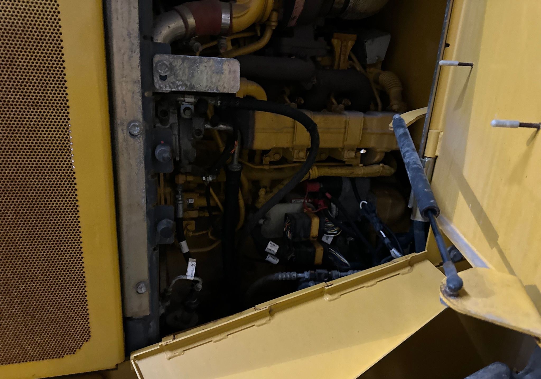 gallery 2013 John Deere 444K wheel loader