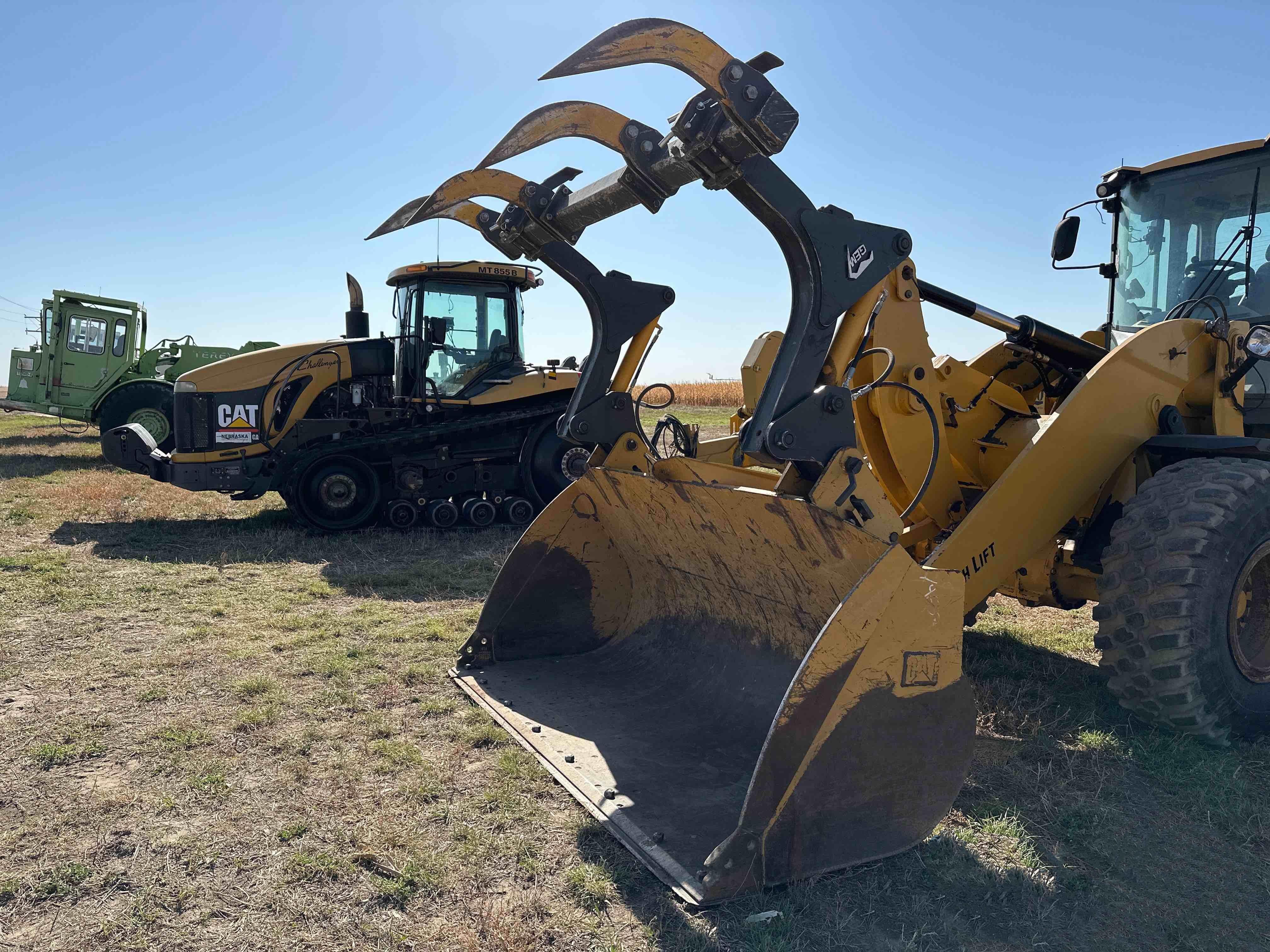 gallery 2012 Caterpillar 938K High Lift Wheel Loader WGrapple