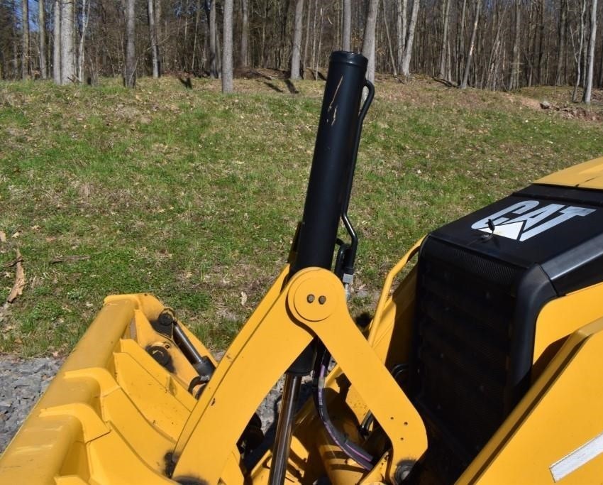 gallery 2017 CATERPILLAR 420F2 BACKHOE
