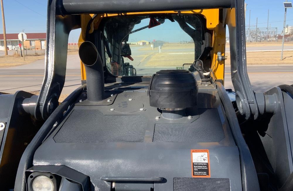 gallery 2021 John Deere 325G Skid Steer