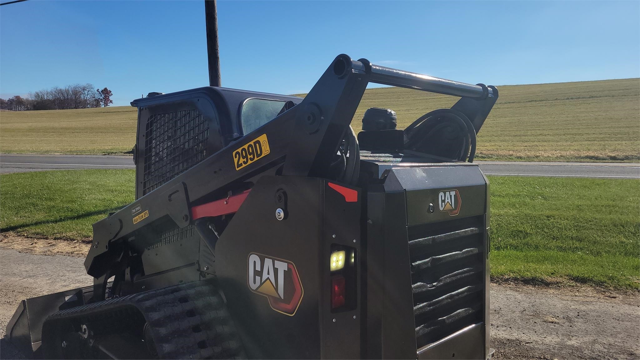 gallery 2017 CATERPILLAR 299D2 Skid Steer