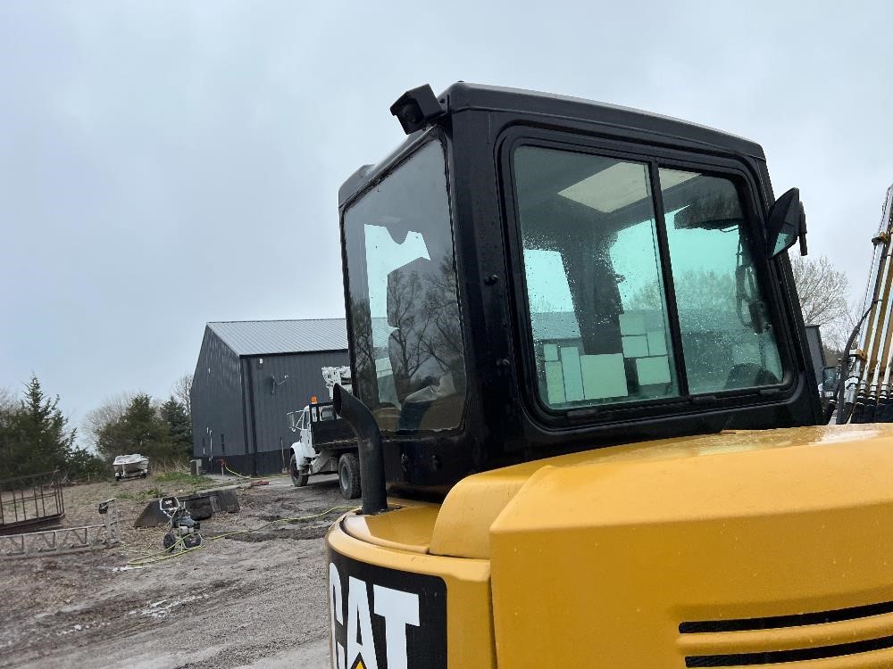 gallery 2018 Caterpillar 305.5E2 Mini Excavator