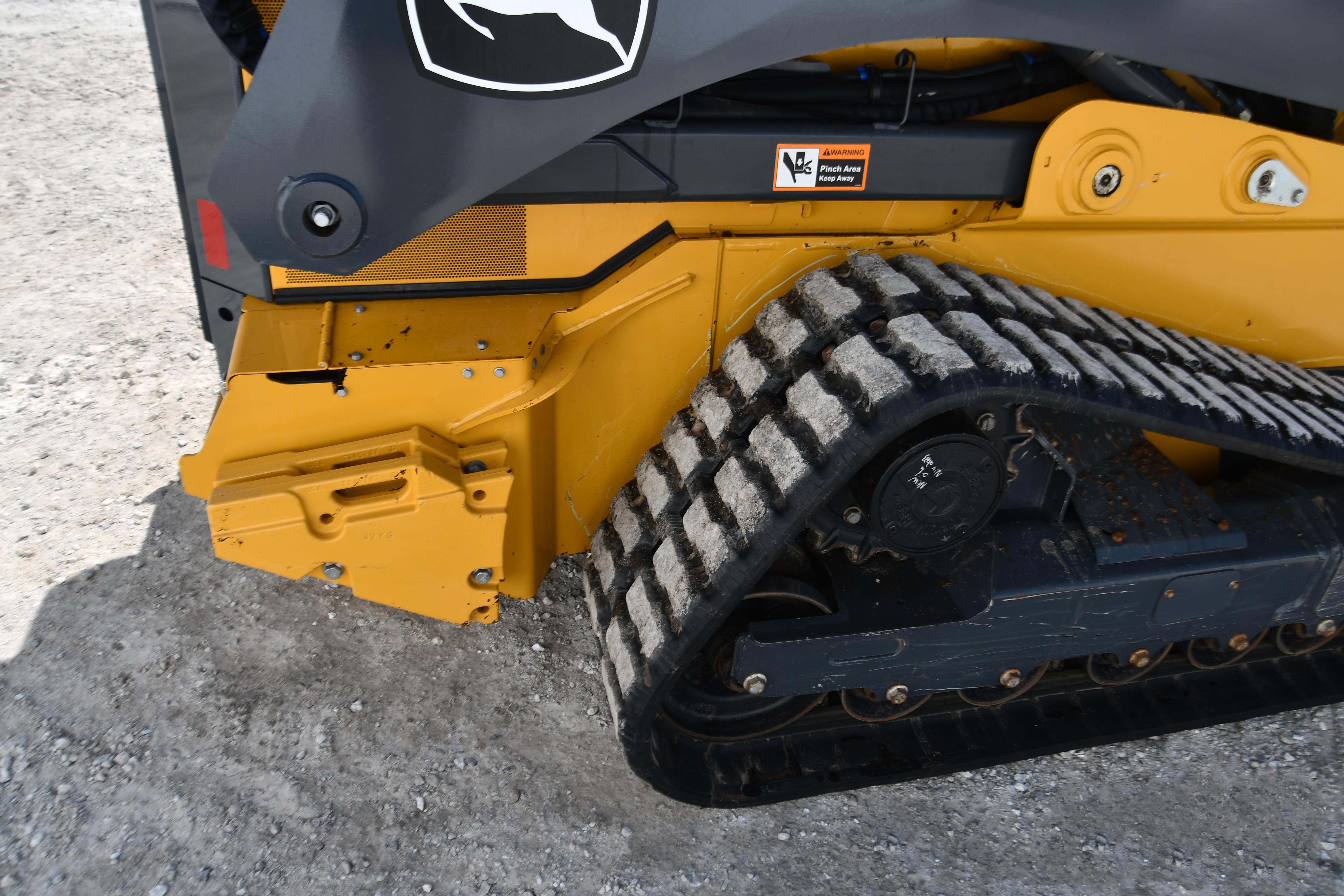 gallery 2022 JohnDeere 333G compact track loader