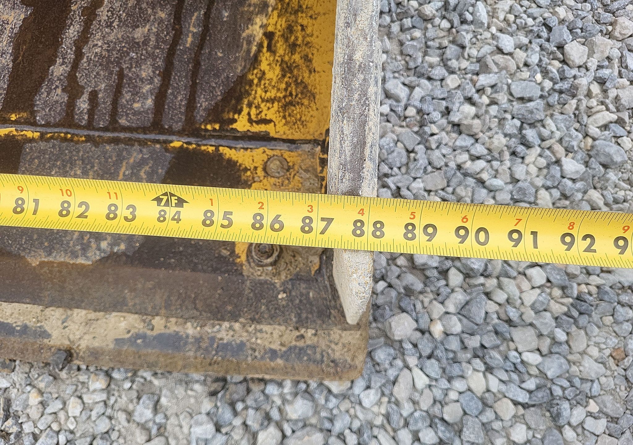 gallery 2018 Caterpillar 420F2 backhoe