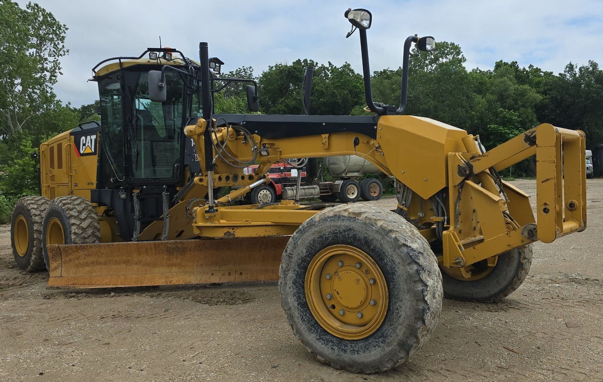gallery 2012 Caterpillar 140M2 motor grader