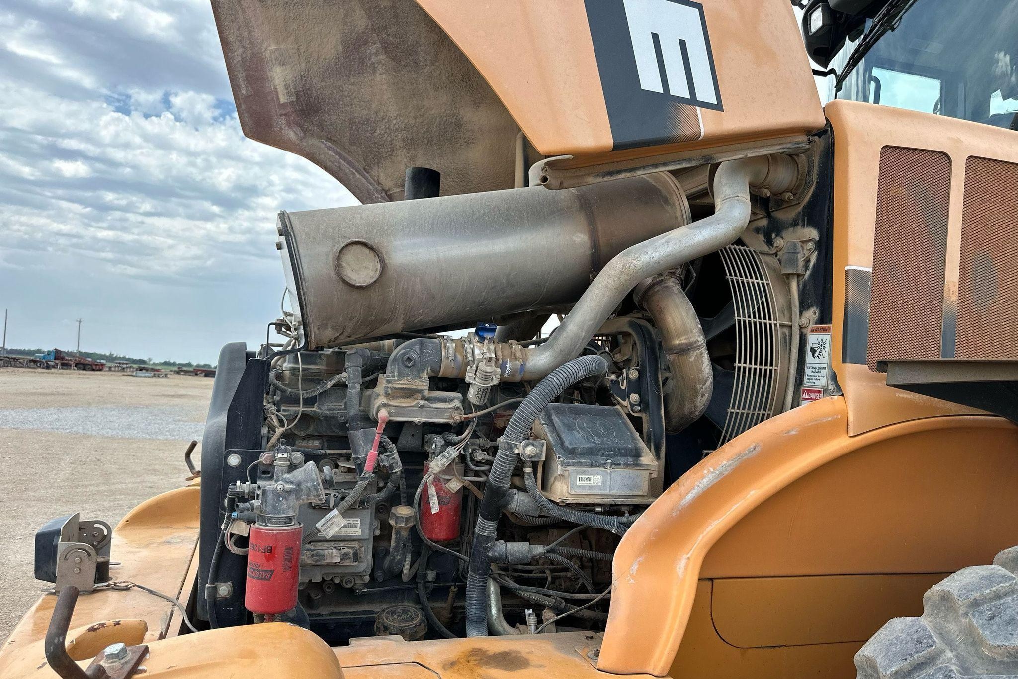 gallery 2011 Case 821F wheel loader