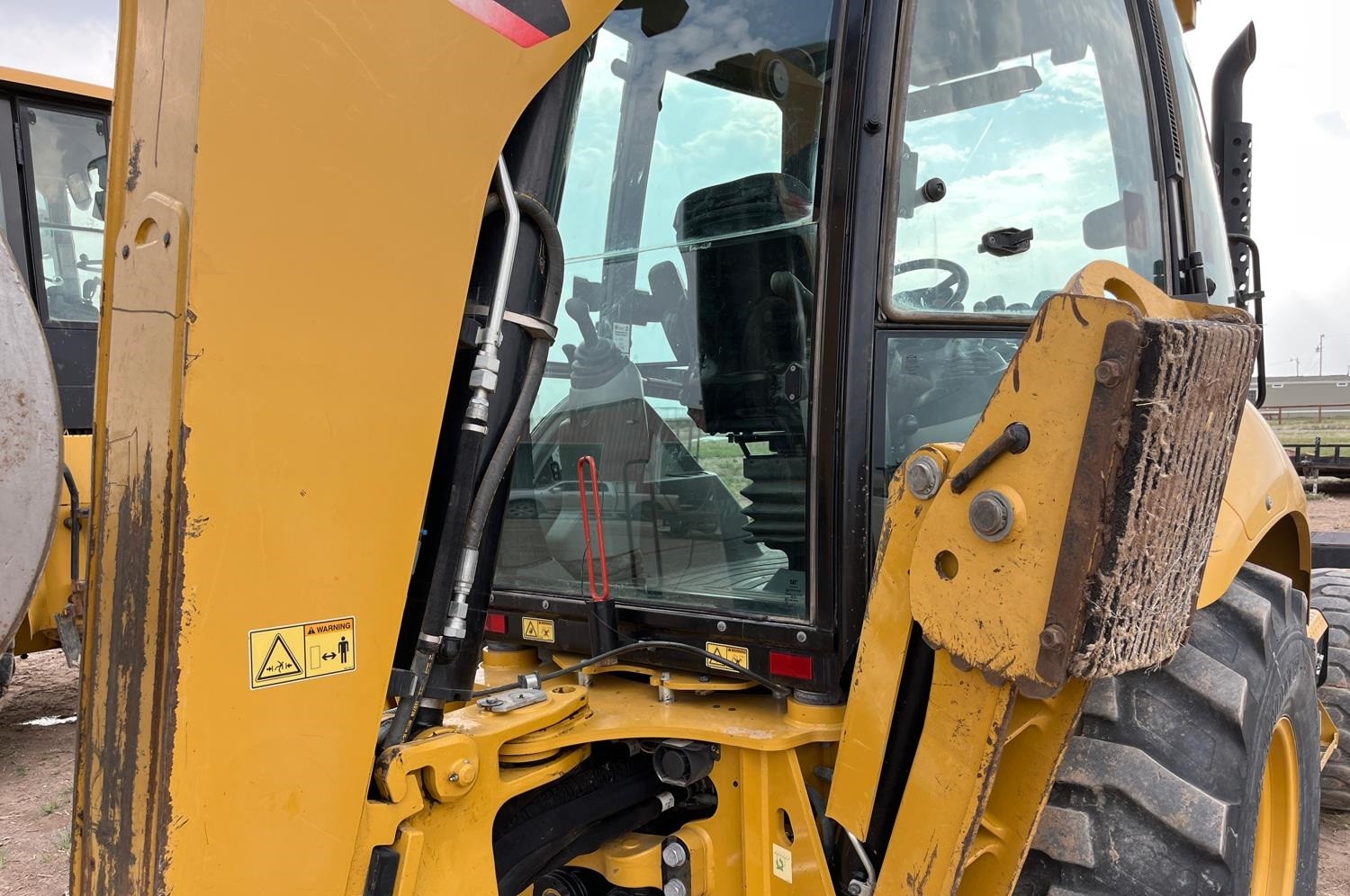 gallery 2015 Caterpillar 430F IT 4x4 Loader Backhoe