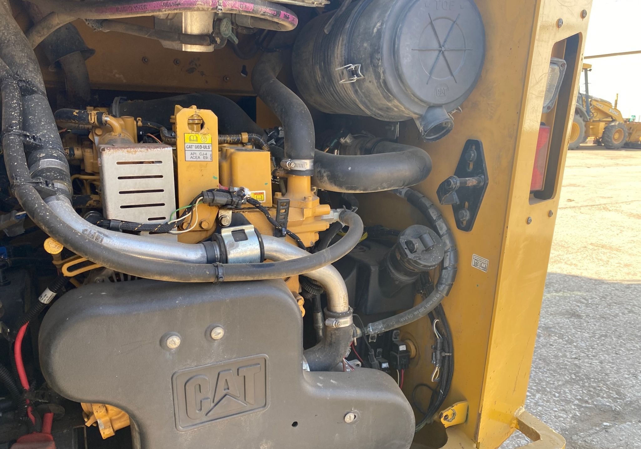 gallery 2016 Caterpillar 289D tracked skid steer loader
