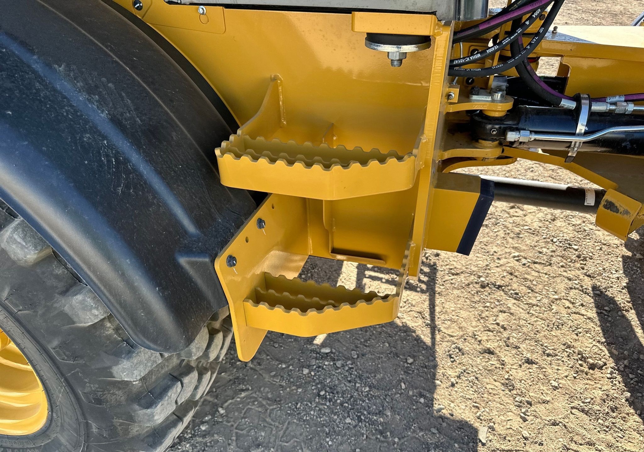 gallery 2023 Caterpillar 908 wheel loader