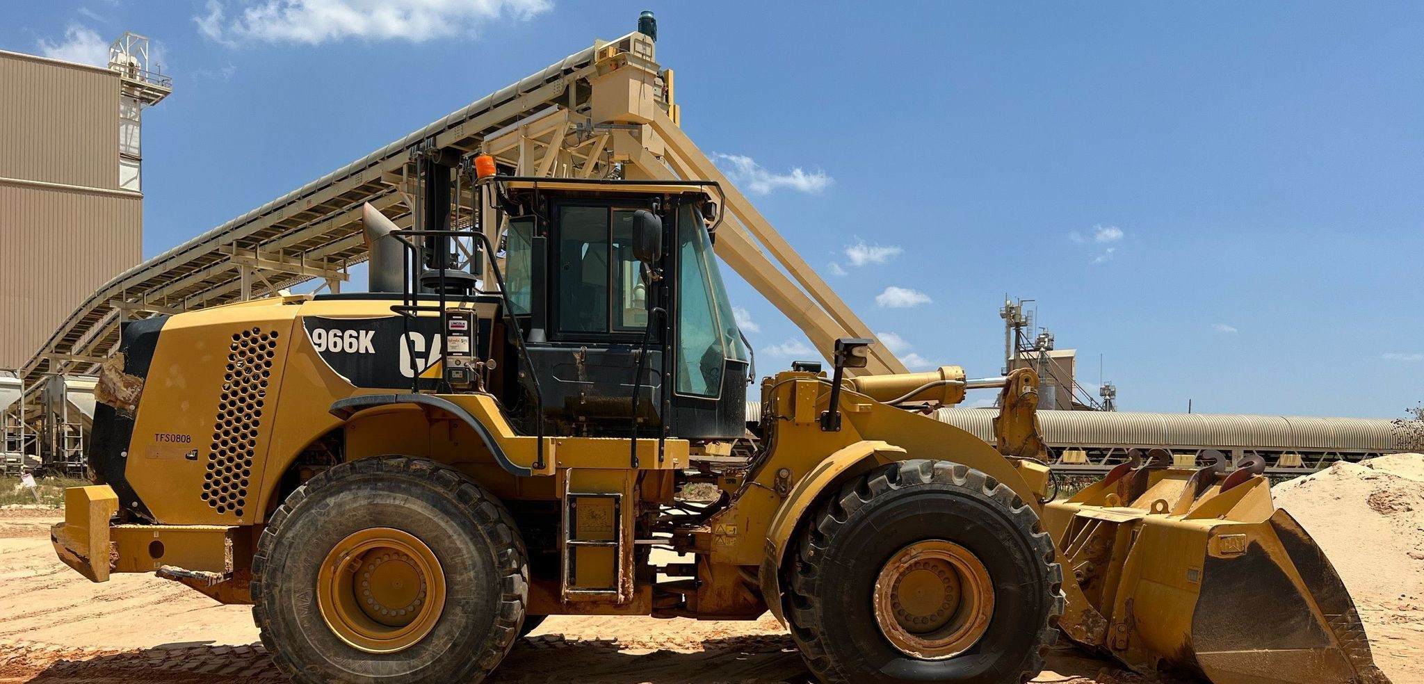gallery 2013 Caterpillar 966K wheel loader