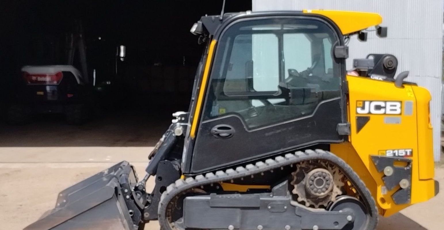 gallery 2021 JCB 215T Super tracked skid steer loader