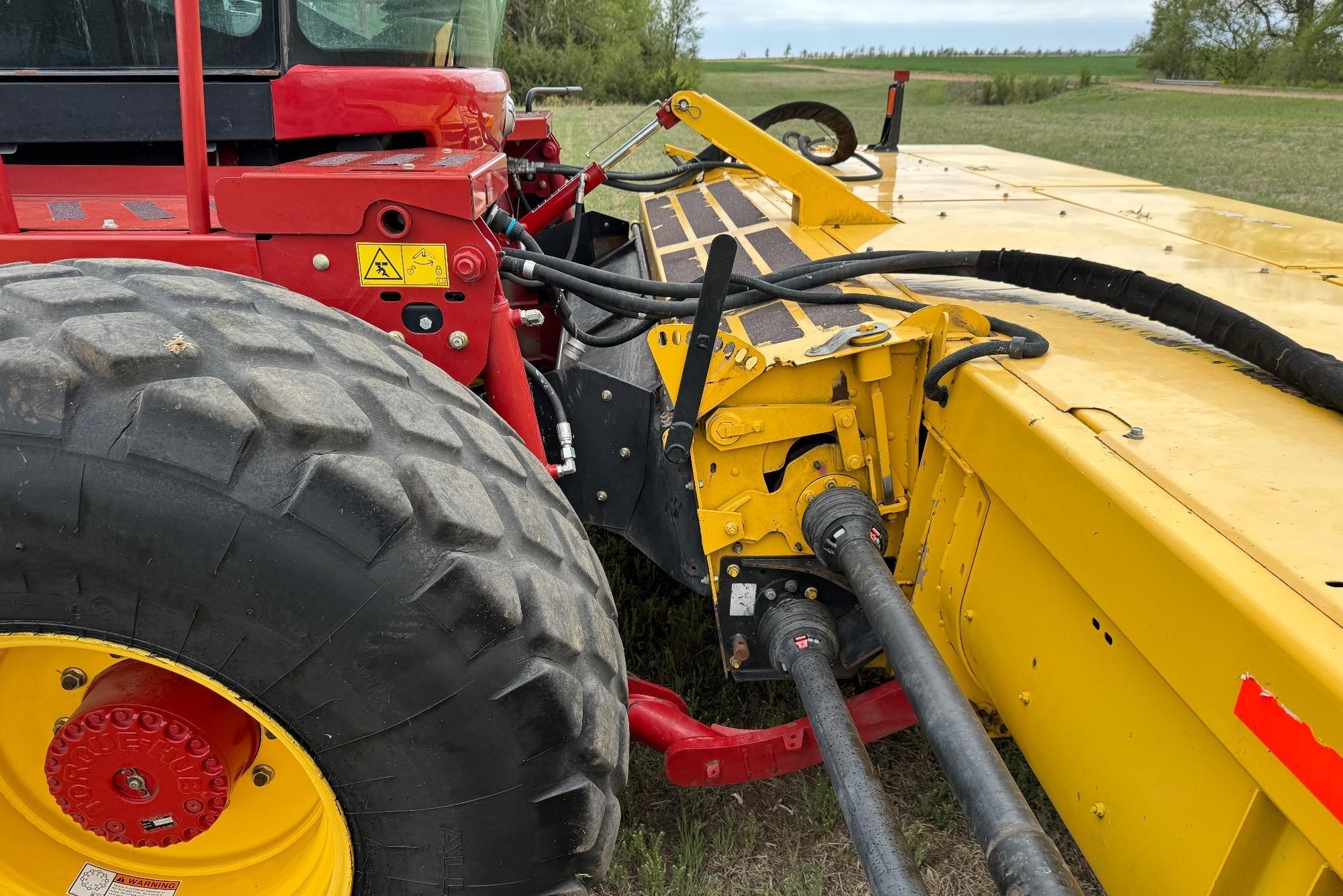 gallery 2014 New Holland Speedrower 240 Self-Propelled Windrower