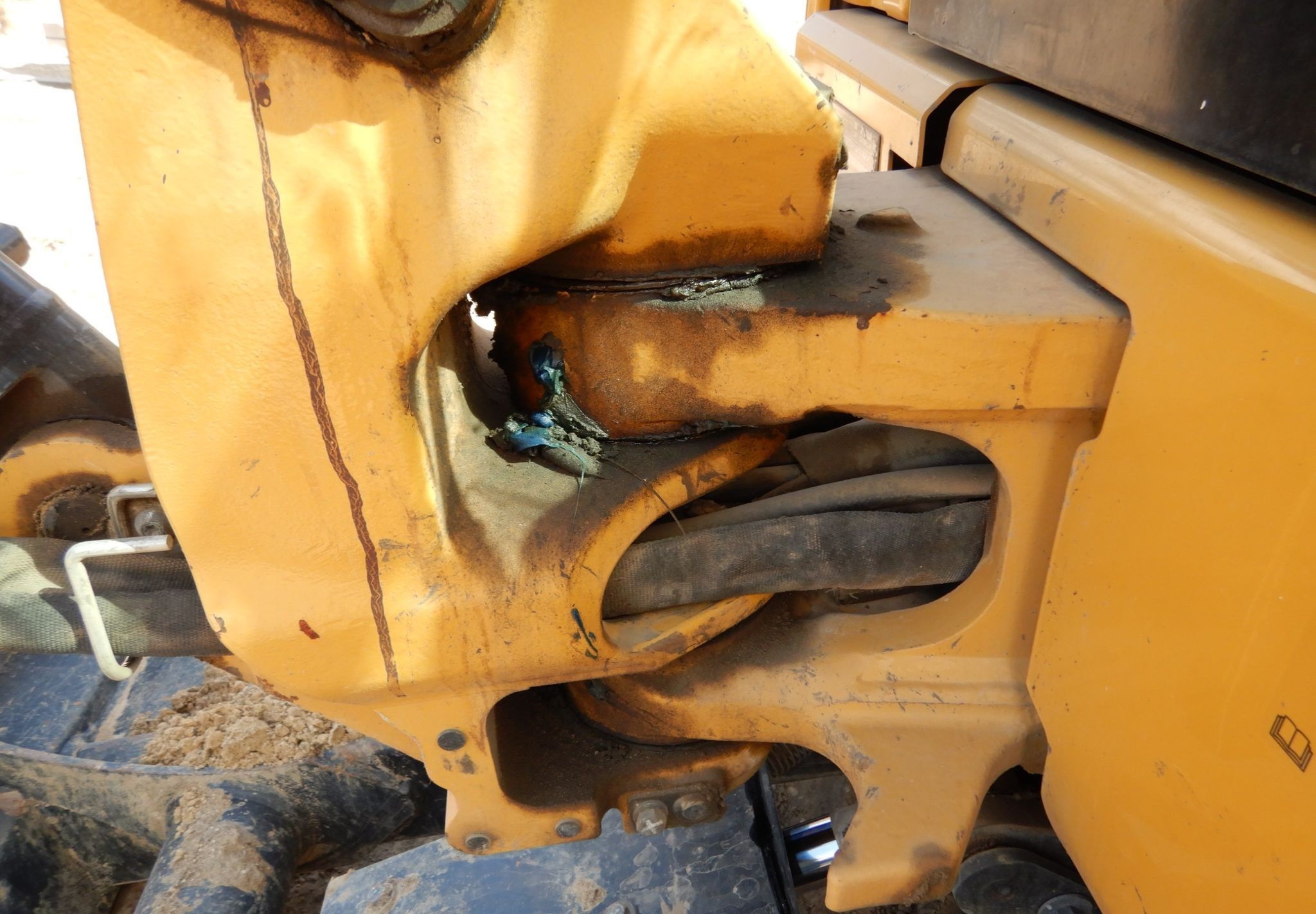 gallery 2017 Caterpillar 303.5 E2  mini excavator