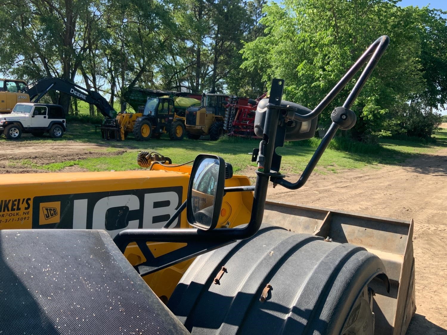 gallery 2017 Jcb 560-80AGS 4x4x4 Telehandler